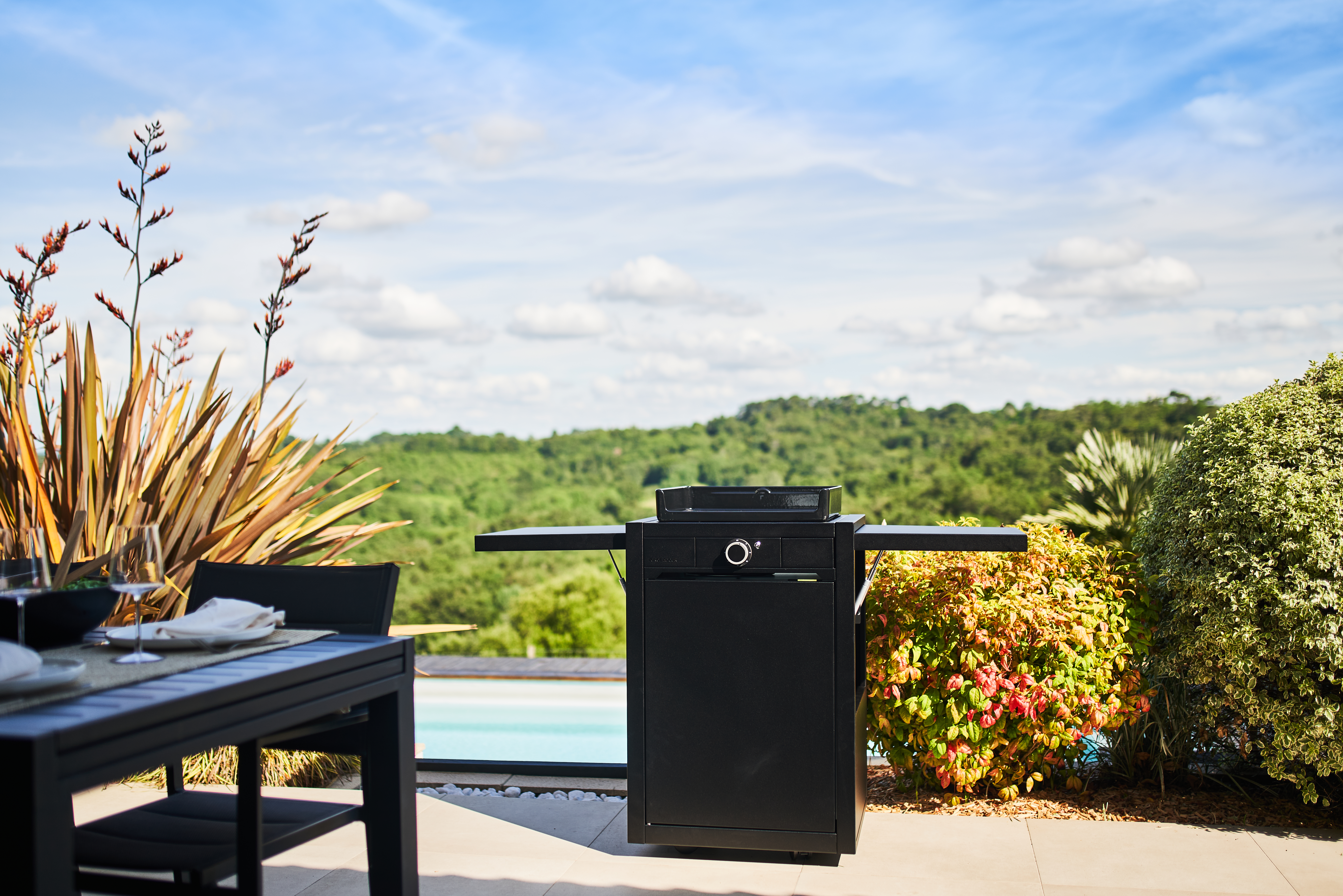 Forge Adour plancha and trolley Modern electric set 45 FORGE ADOUR Plancha and trolley Modern electric set 45