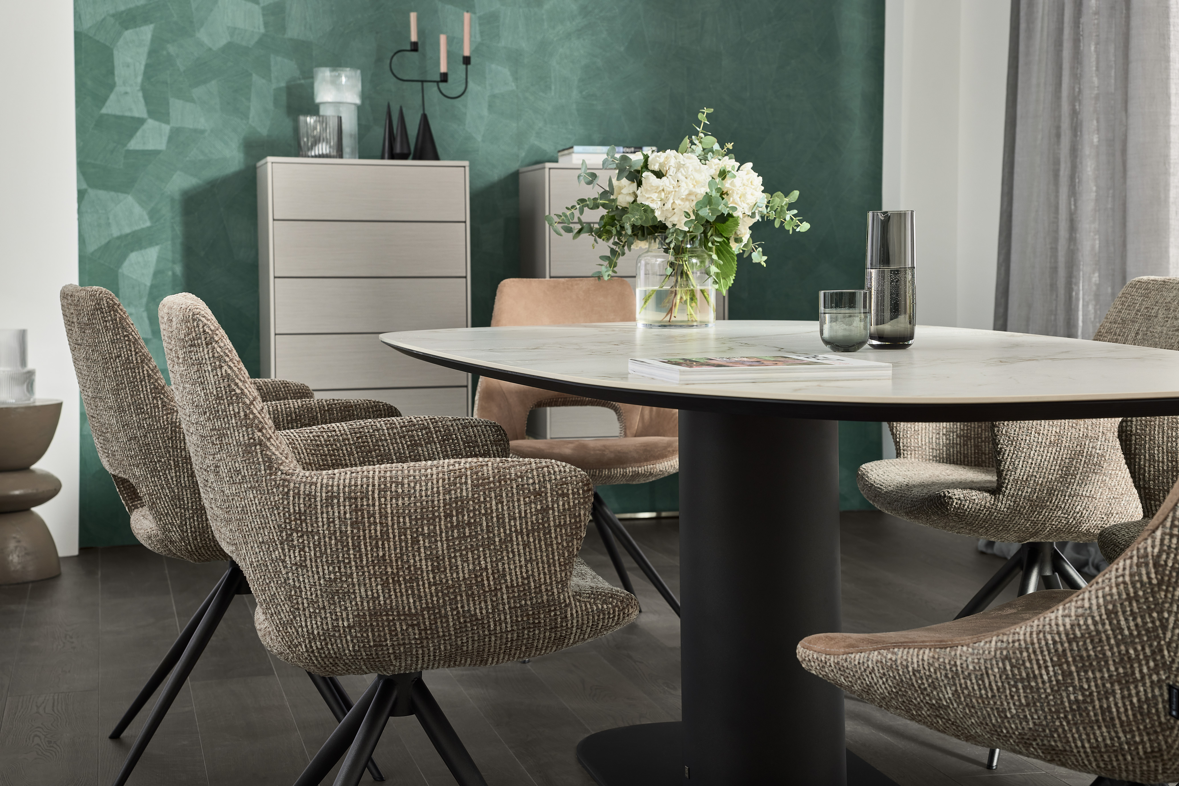 Musterring dining table NAVARRA