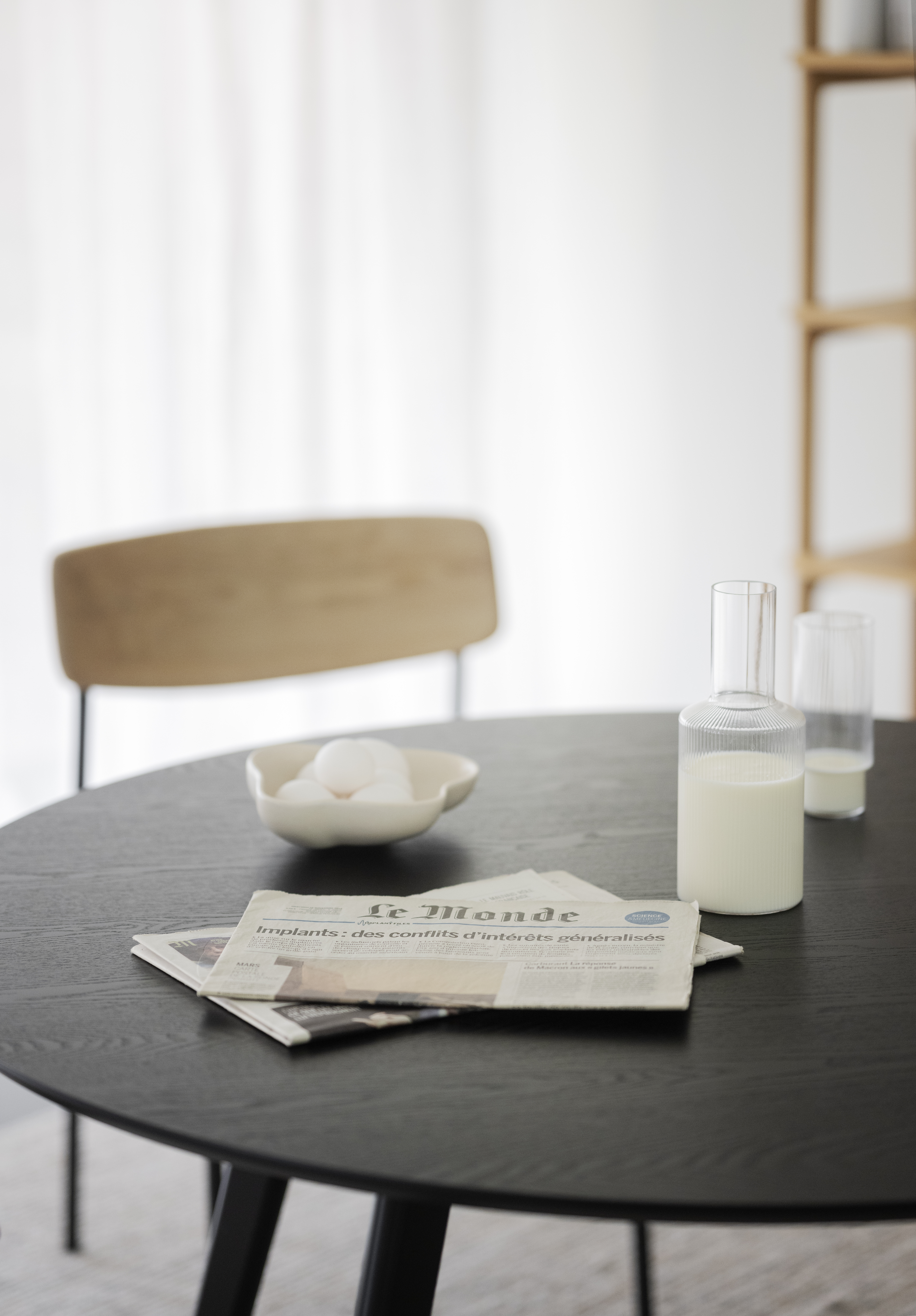 Rowico dining table YUMI