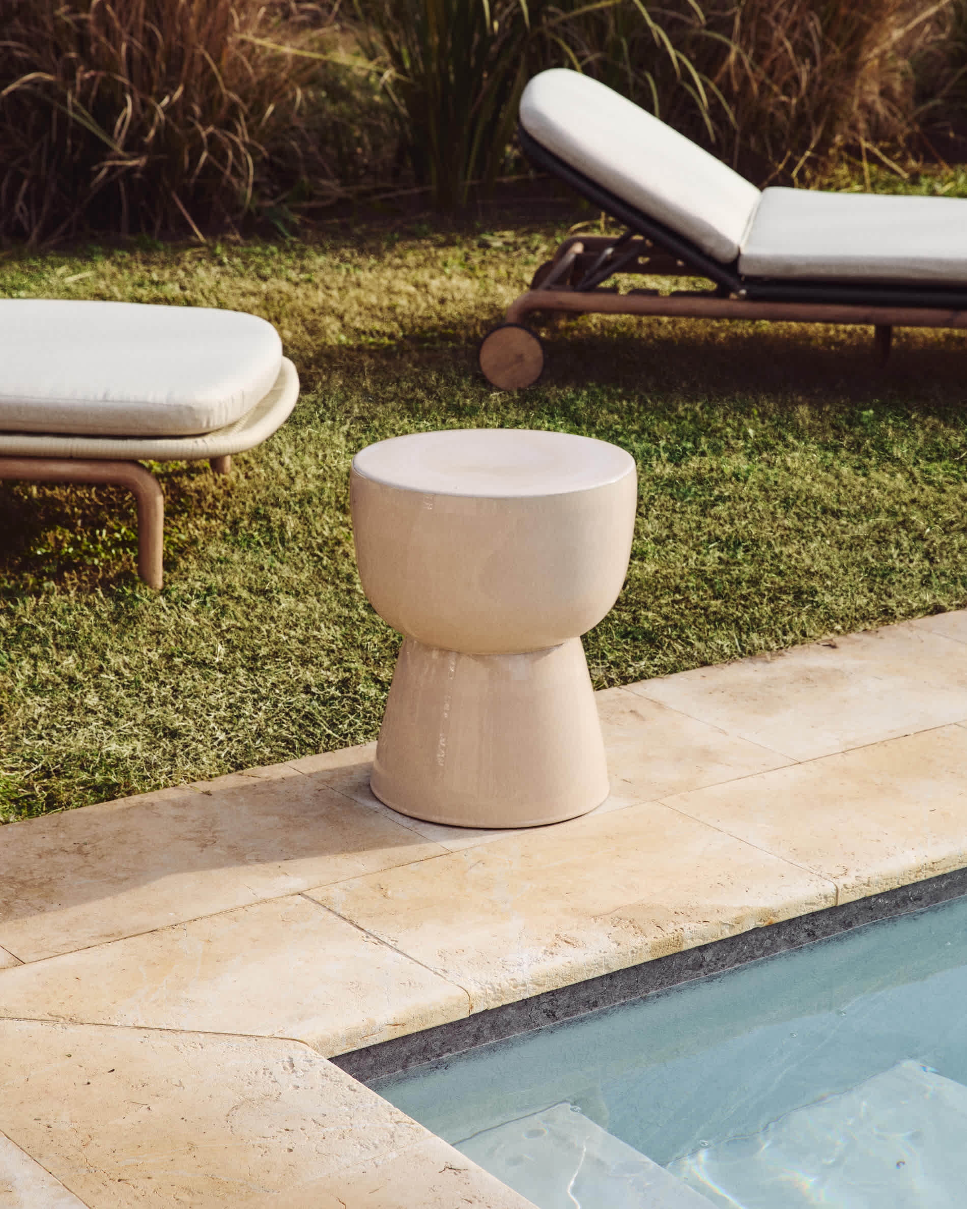 Kave Home Side Table Outdoor MESQUIDA