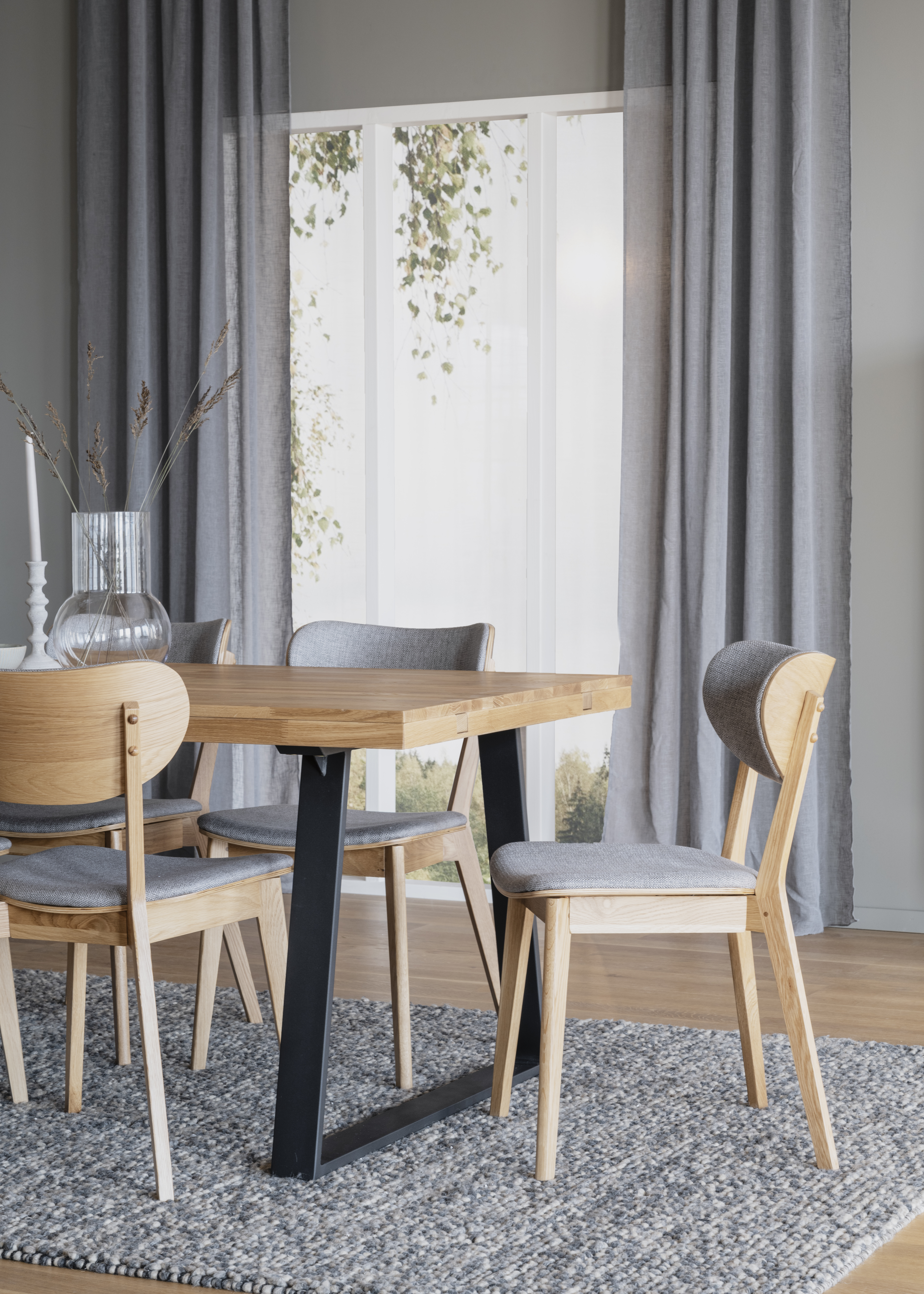 Rowico dining table BROOKLYN