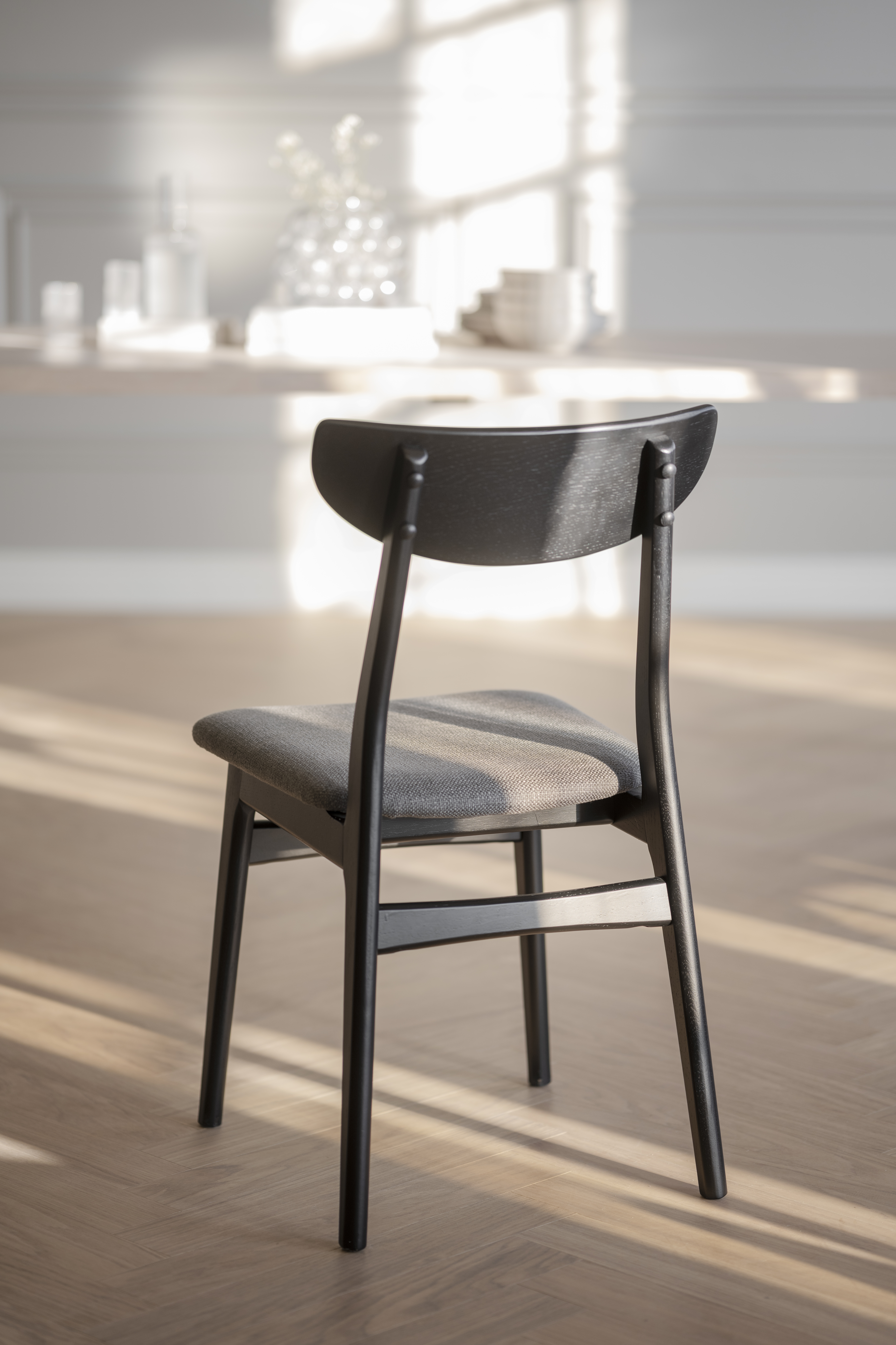 ROWICO RODHAM chair