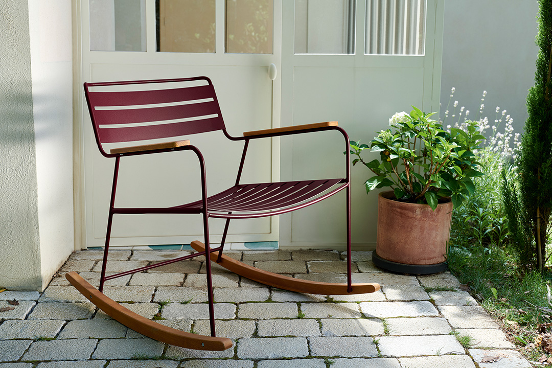FERMOB Schaukelstuhl Outdoor SURPRISING 