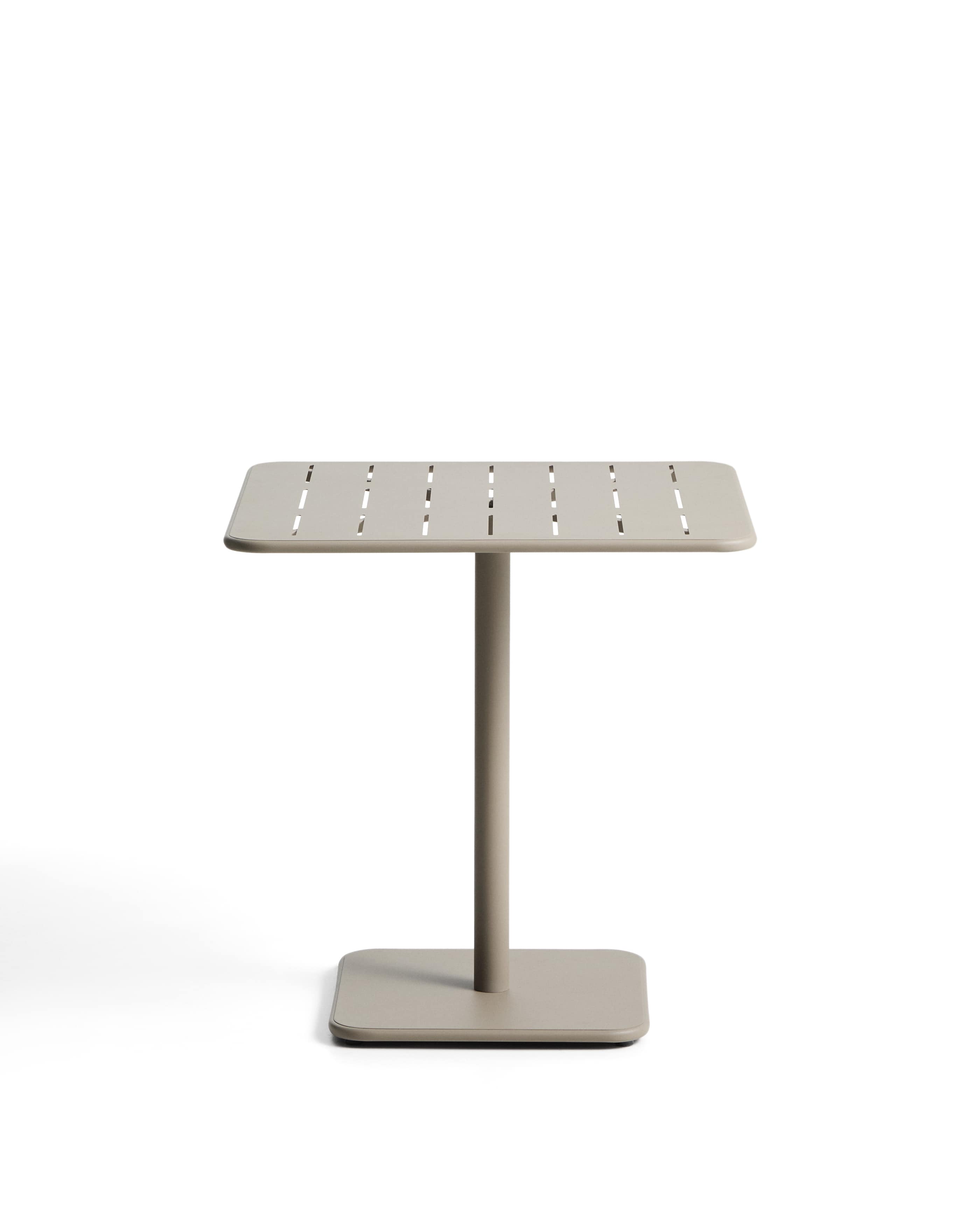 KAVE HOME Table de jardin BRAI
