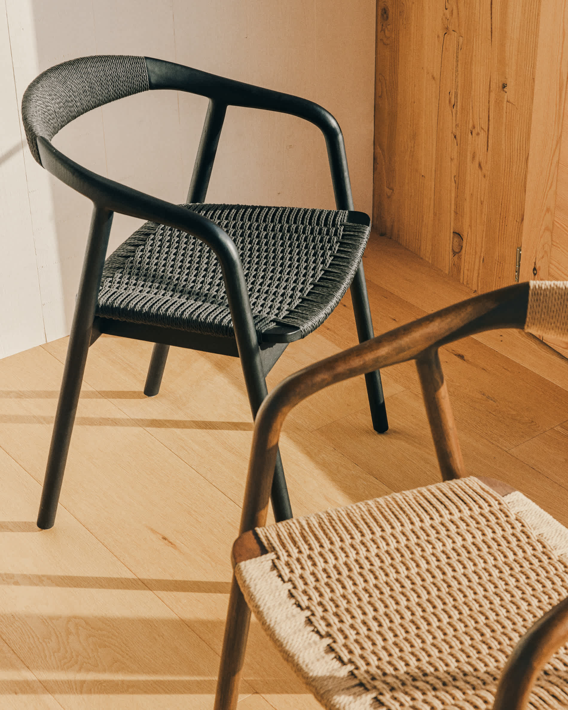 KAVE HOME DERILE chair