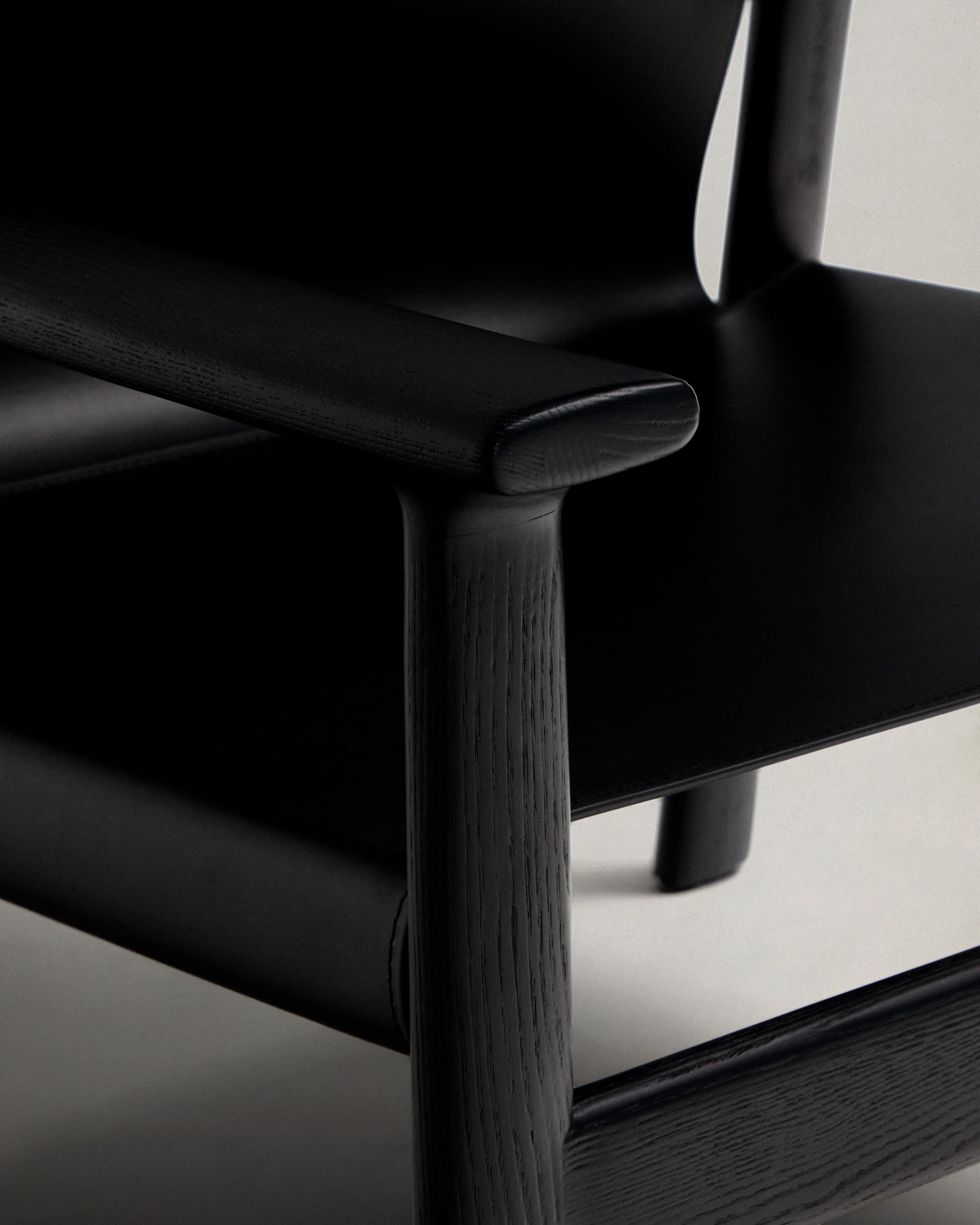 KAVE HOME Fauteuil JAN