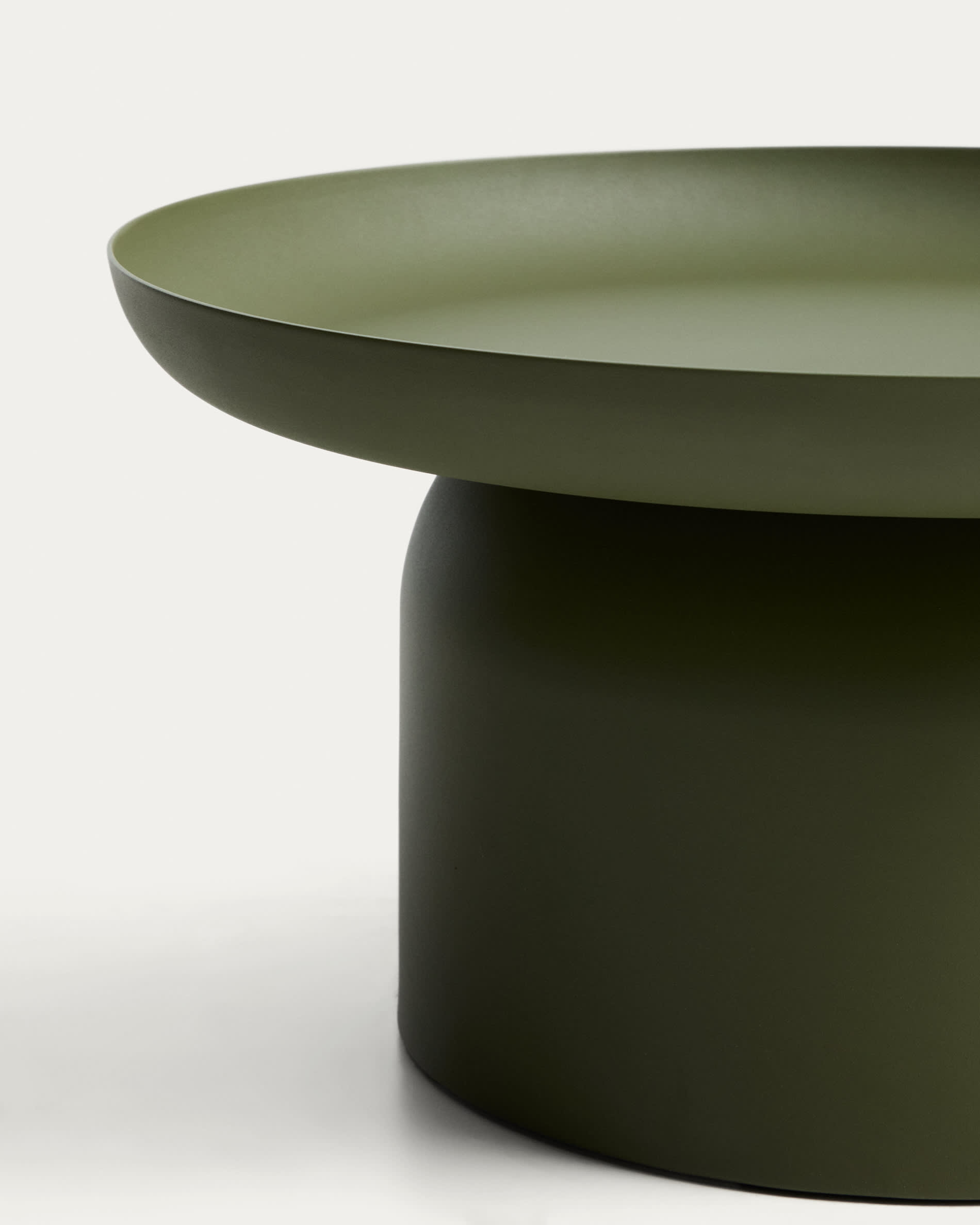 KAVE HOME Coffee table Outdoor ARCOLA