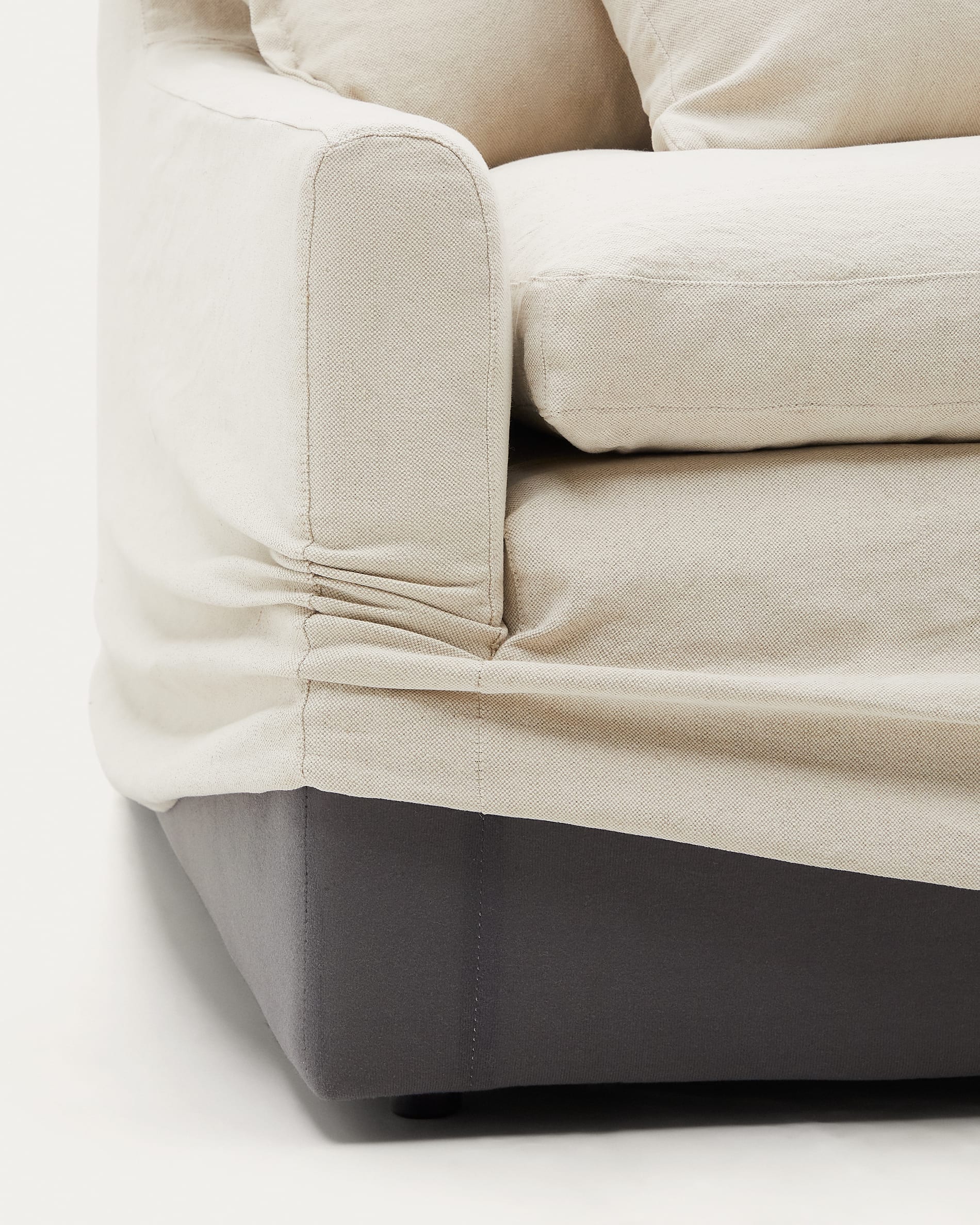 KAVE HOME Sofa ZENIRA KAVE HOME Beistelltisch-Set ASHA