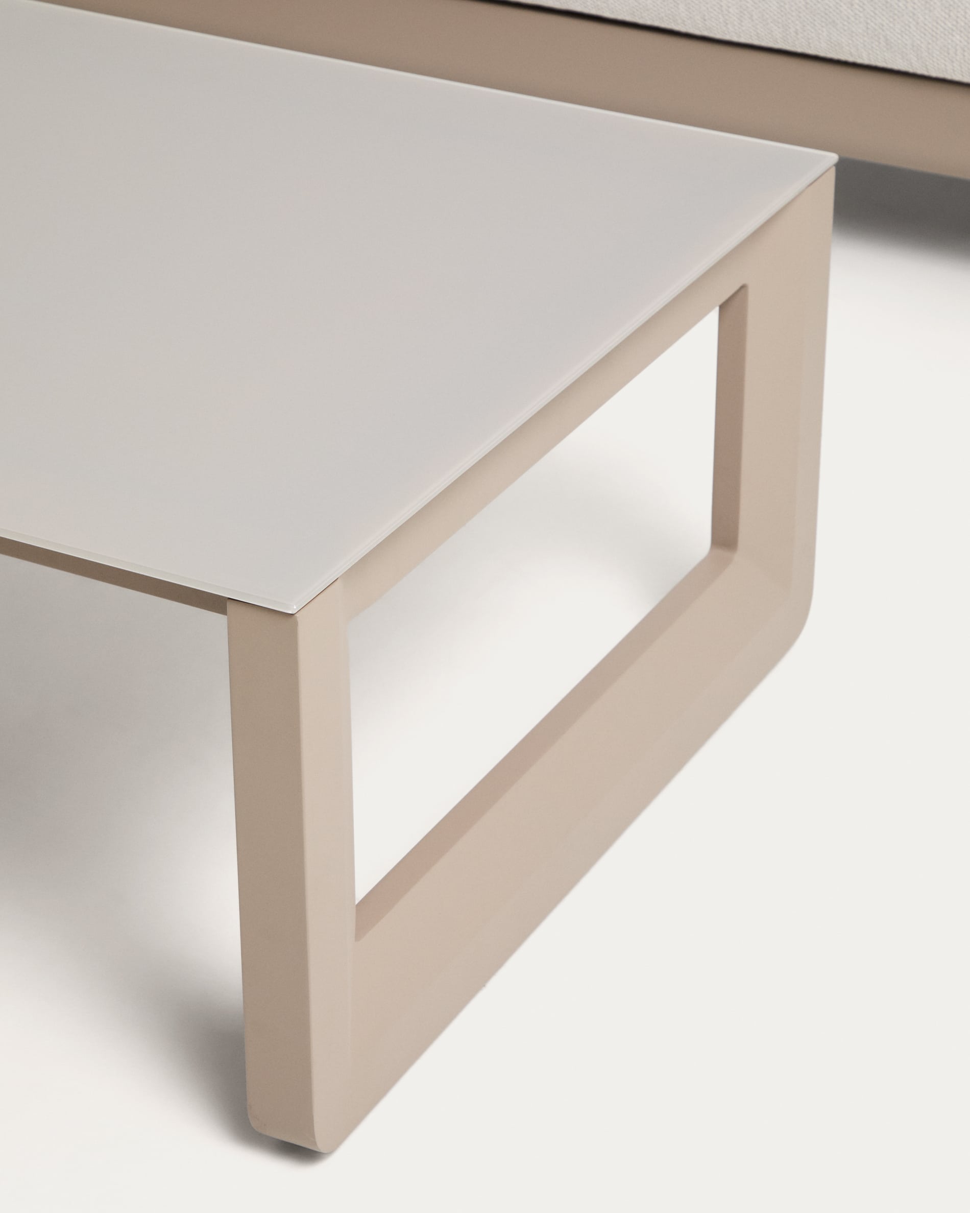 KAVE HOME Ensemble salon de jardin NERANO
