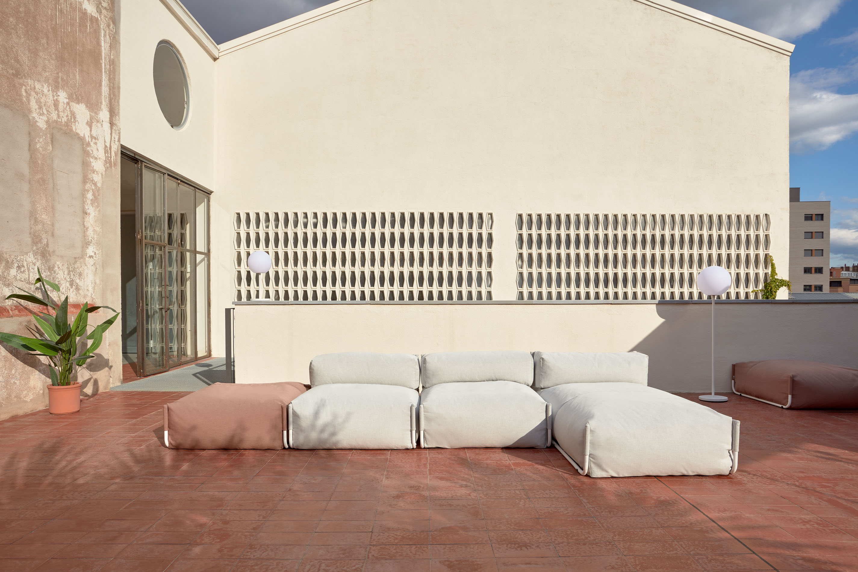 KAVE HOME Pouf Outdoor SQUARE KAVE HOME Pouf SQUARE