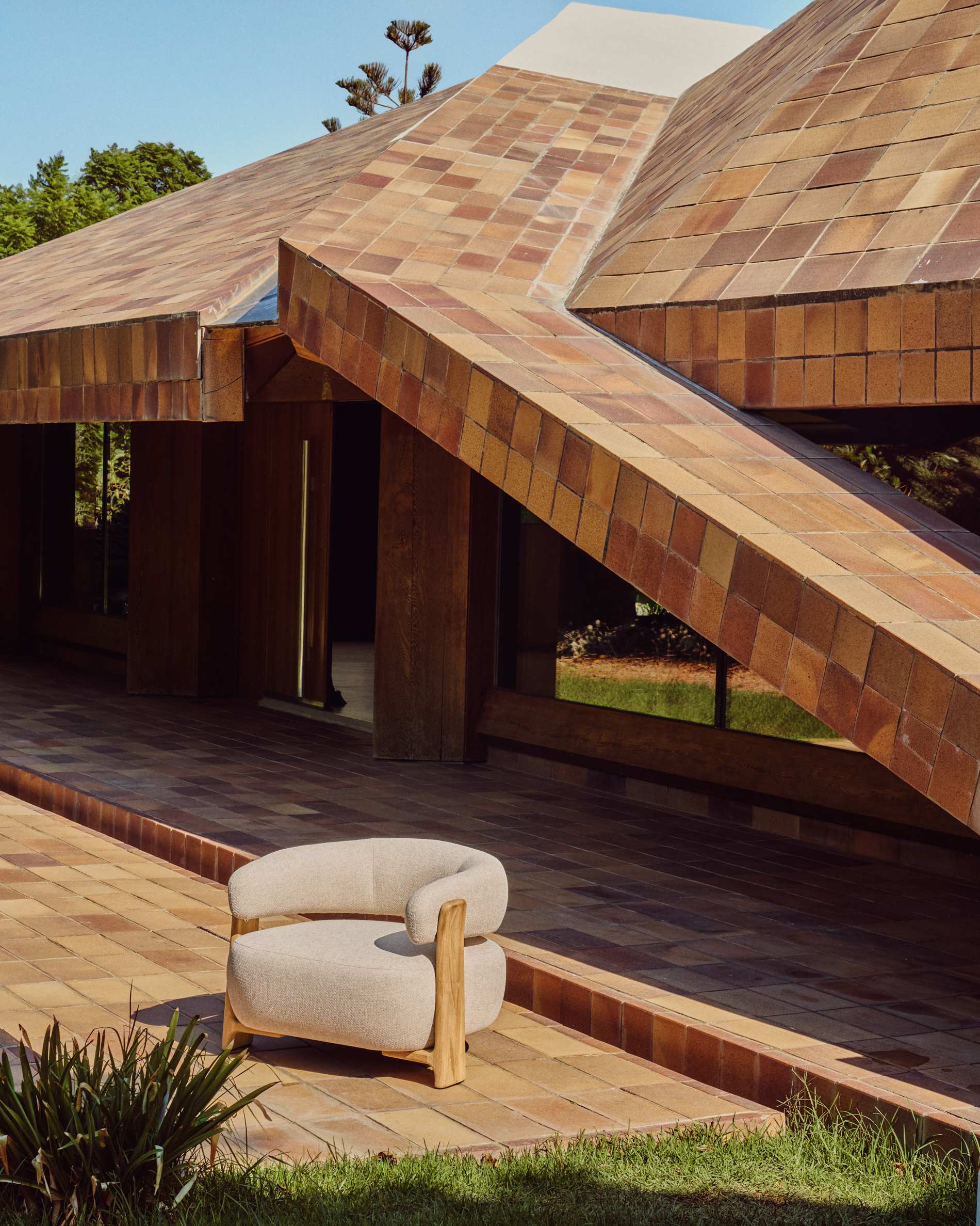 KAVE HOME garden armchair GRANITE