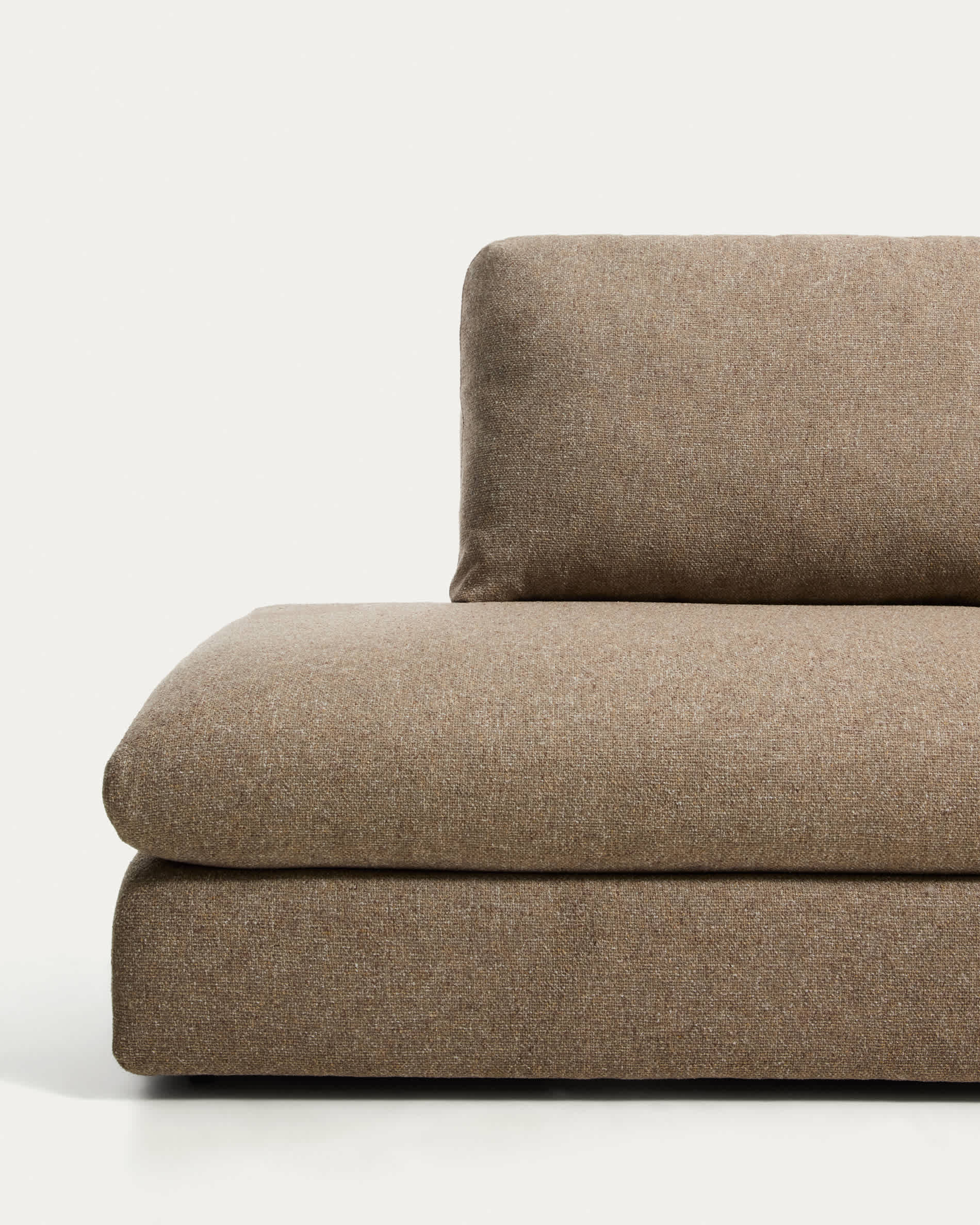 KAVE HOME Sofa VERA