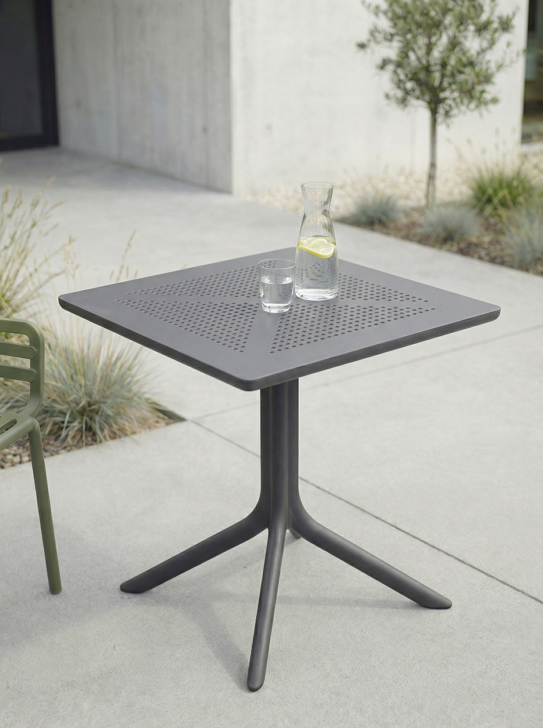 Nardi garden table CLIP70