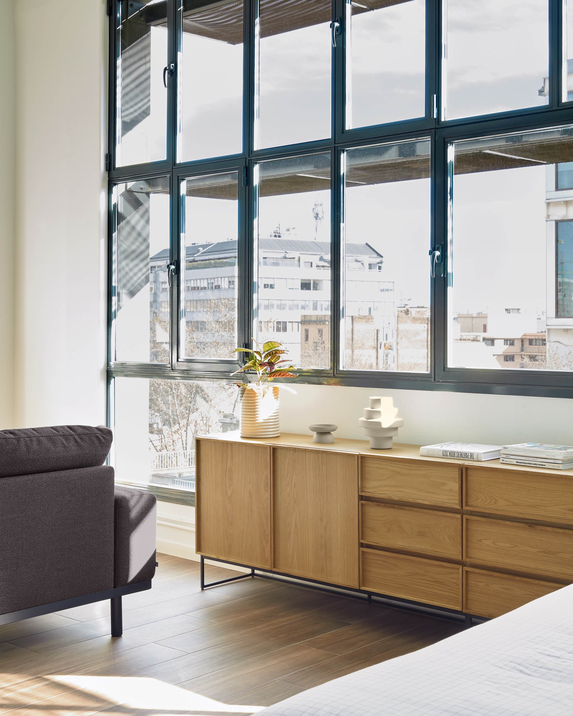 KAVE HOME TAIANA chest of drawers