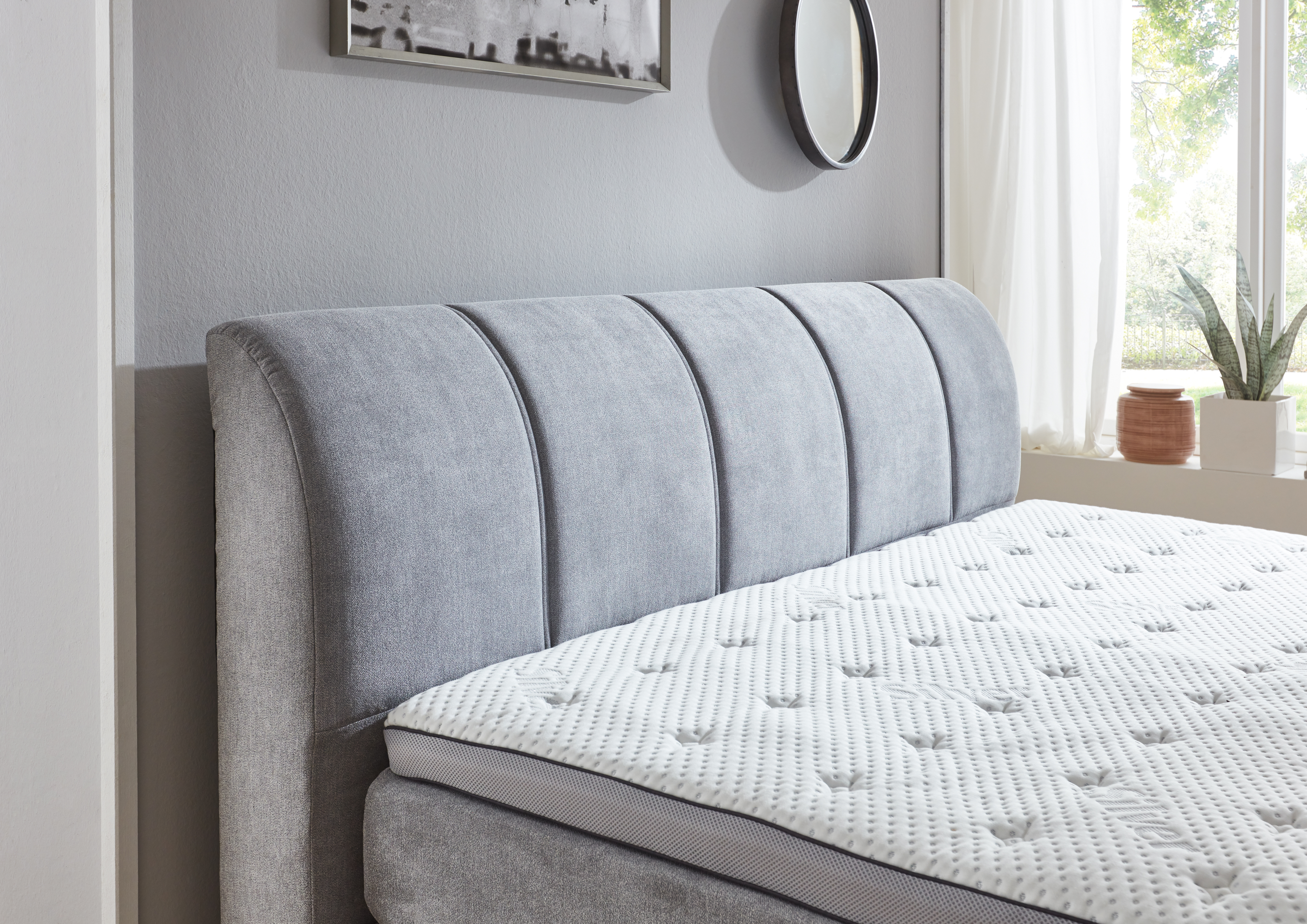SUN GARDEN OTTAWA box spring bed