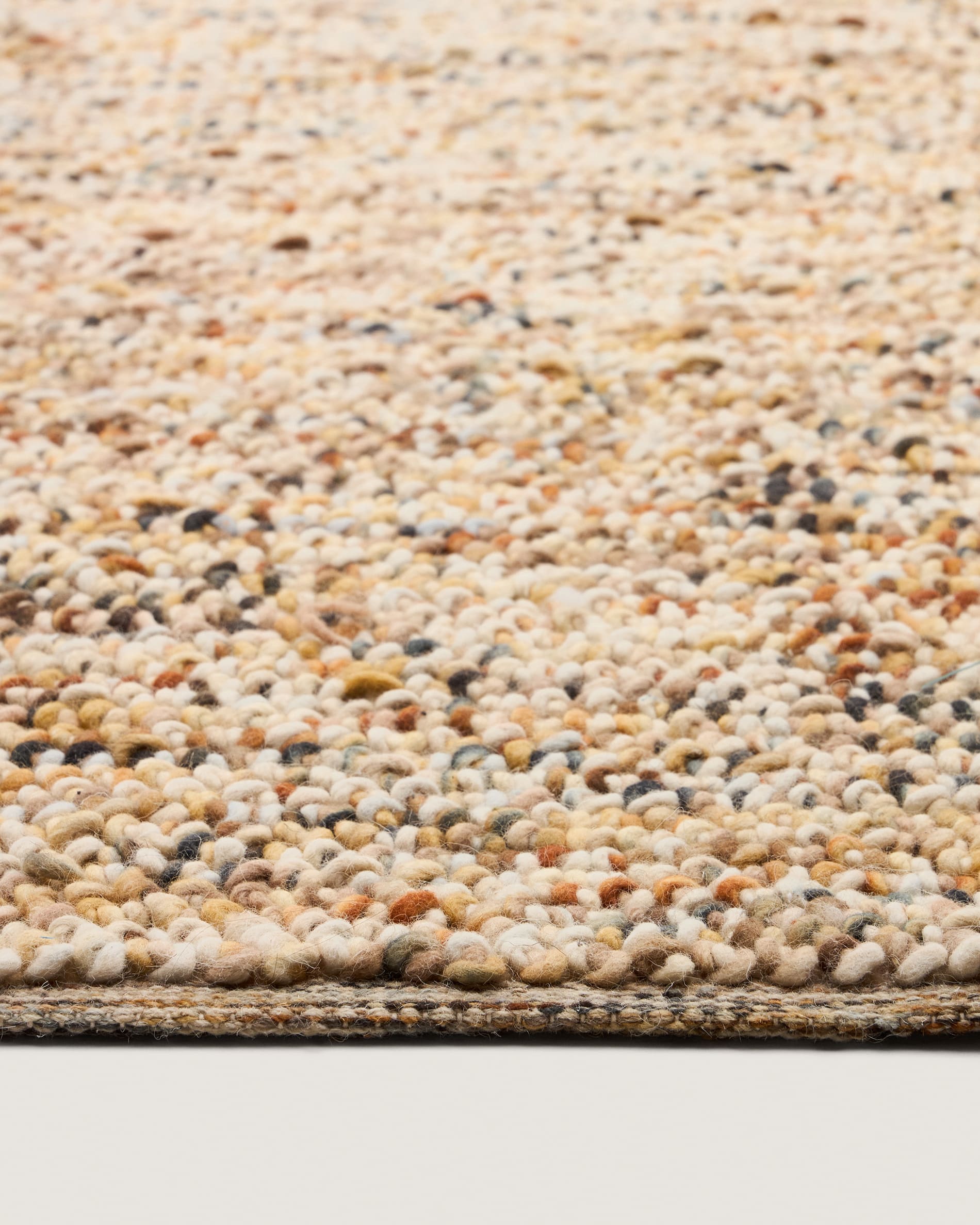 KAVE HOME Tapis ELANIS