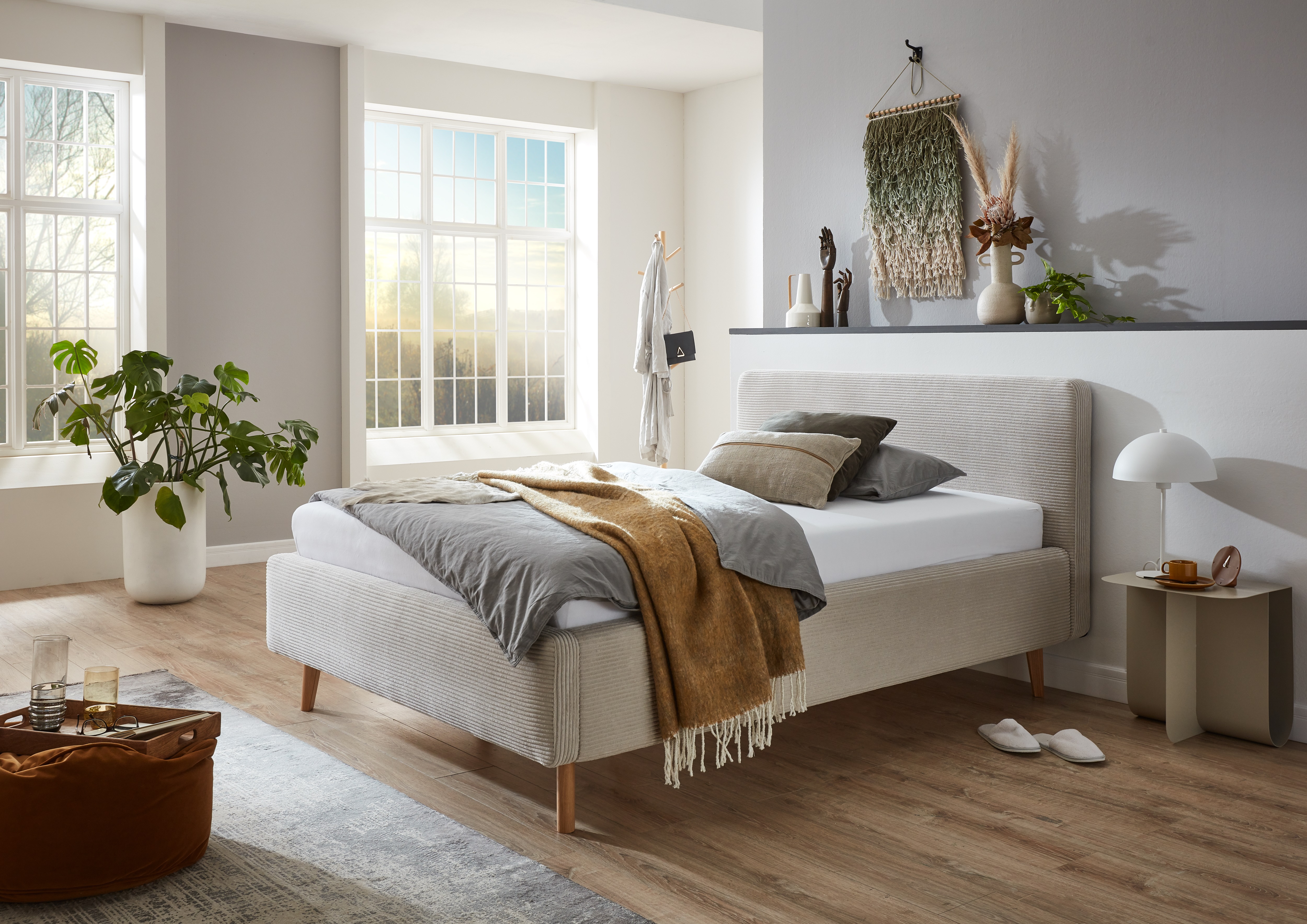 Meise upholstered bed MATTIS with bed box