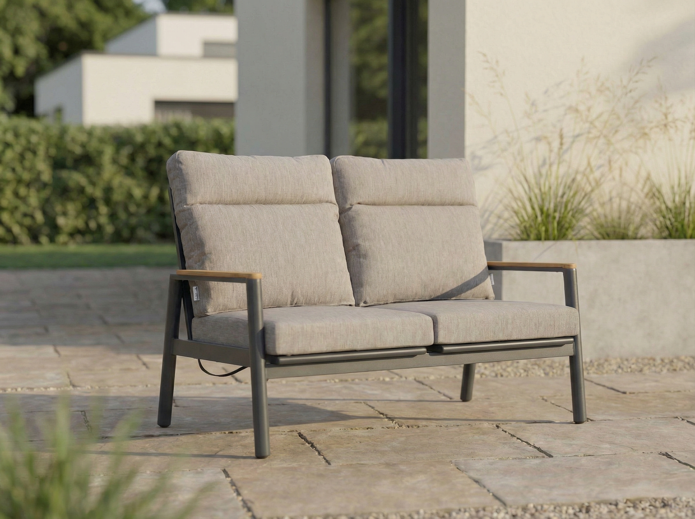 MONDO Garden sofa LATEA