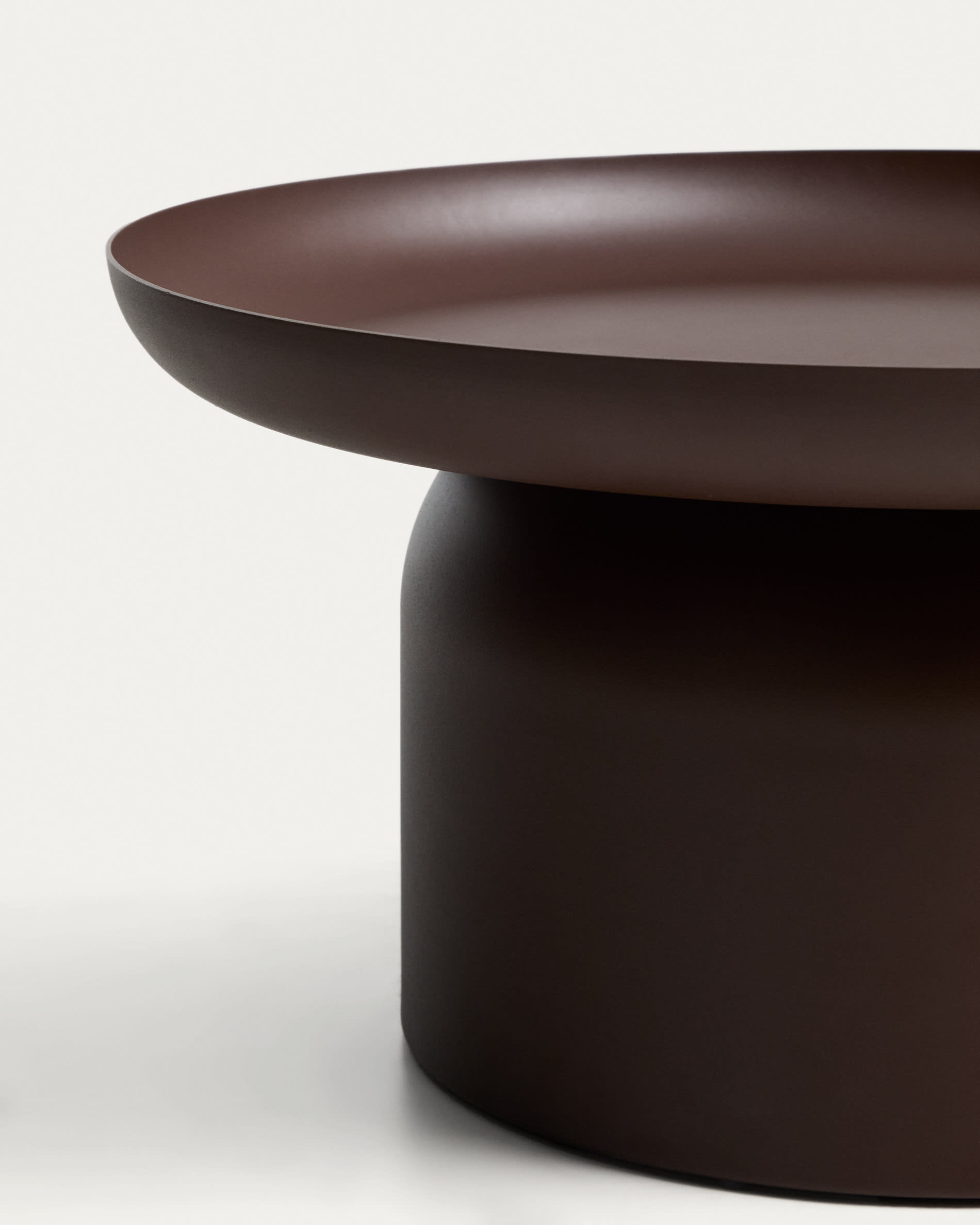 KAVE HOME Coffee table Outdoor ARCOLA