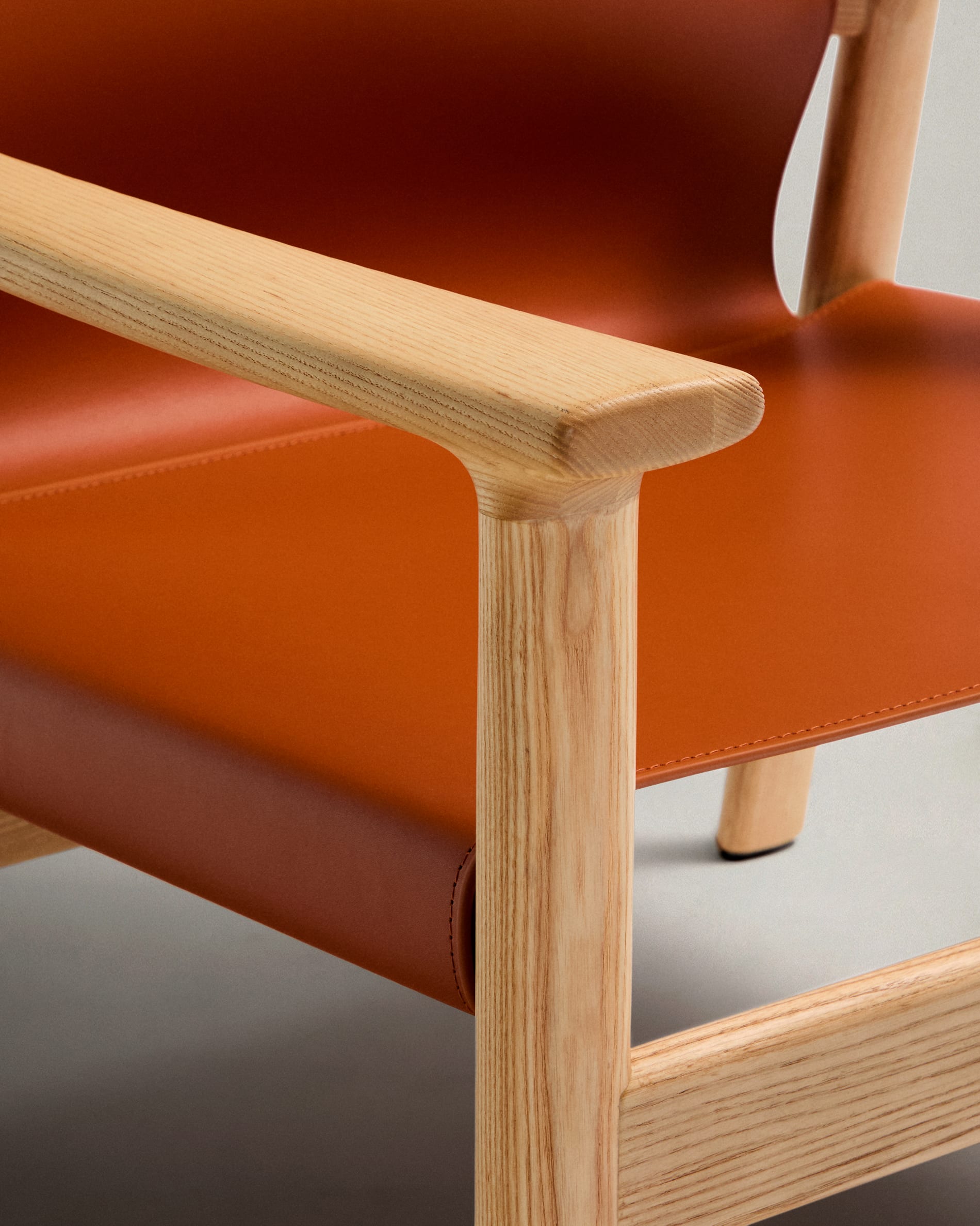 KAVE HOME Fauteuil JAN
