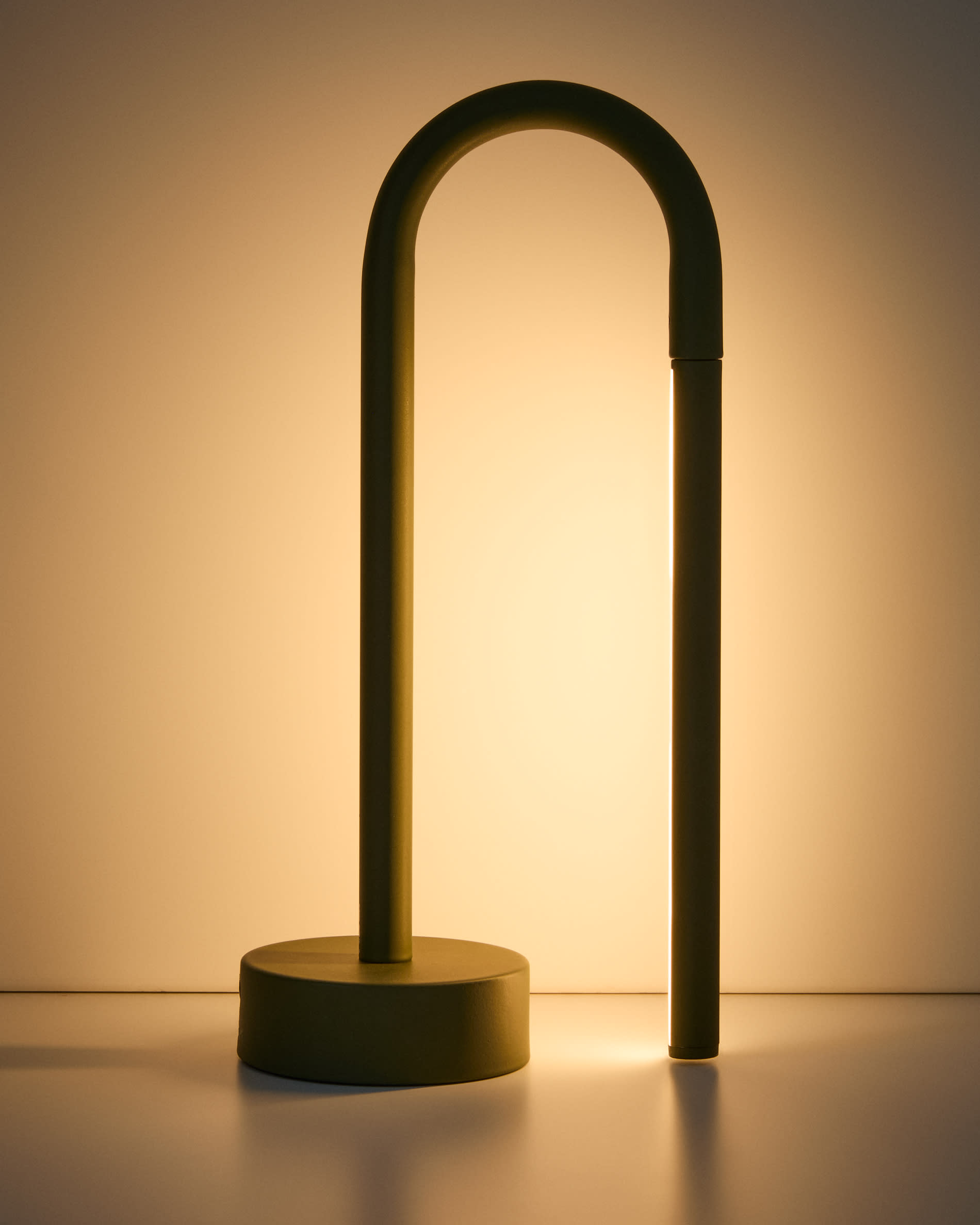 KAVE HOME Tischlampe BOW