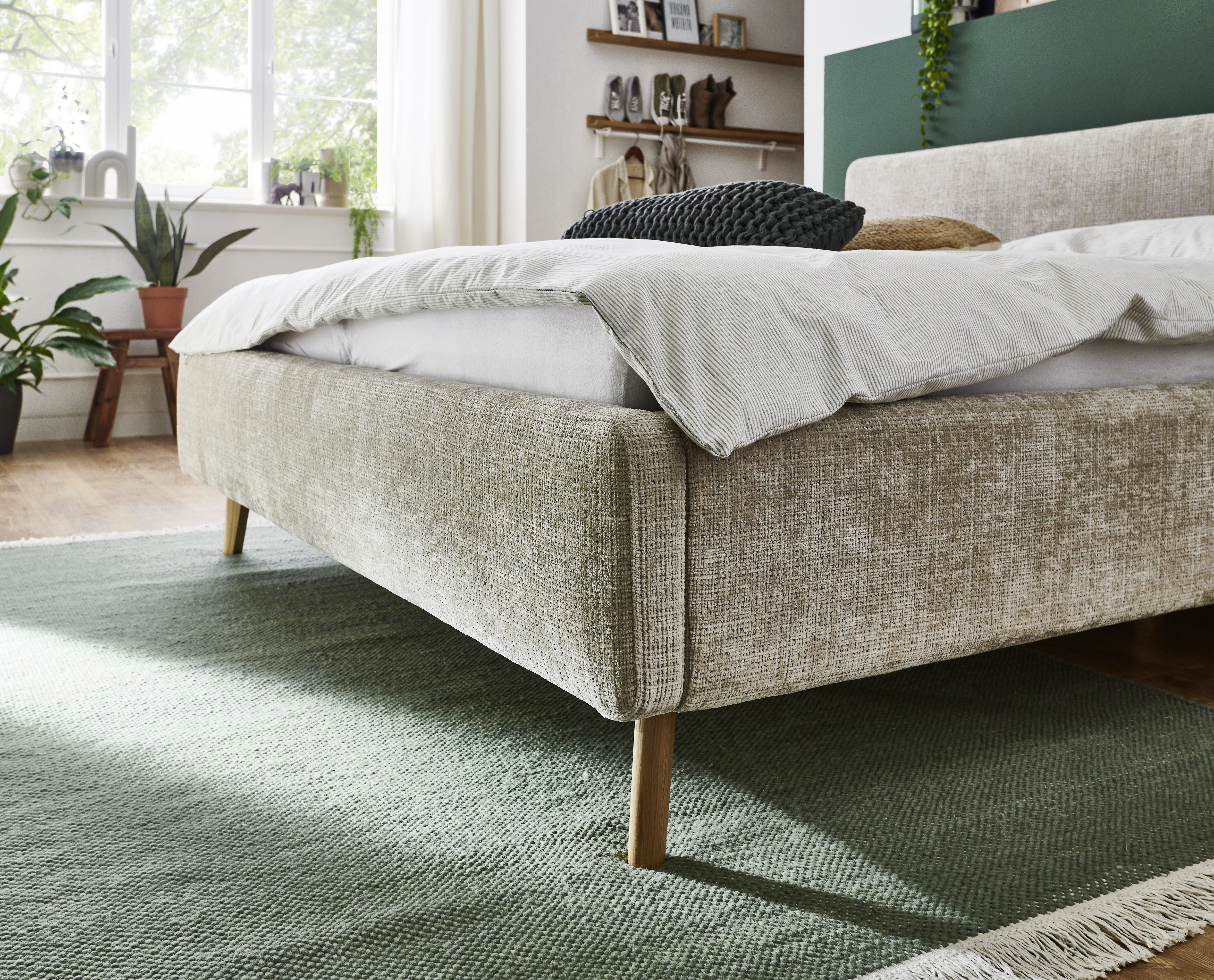 Meise upholstered bed MATTIS with bed box
