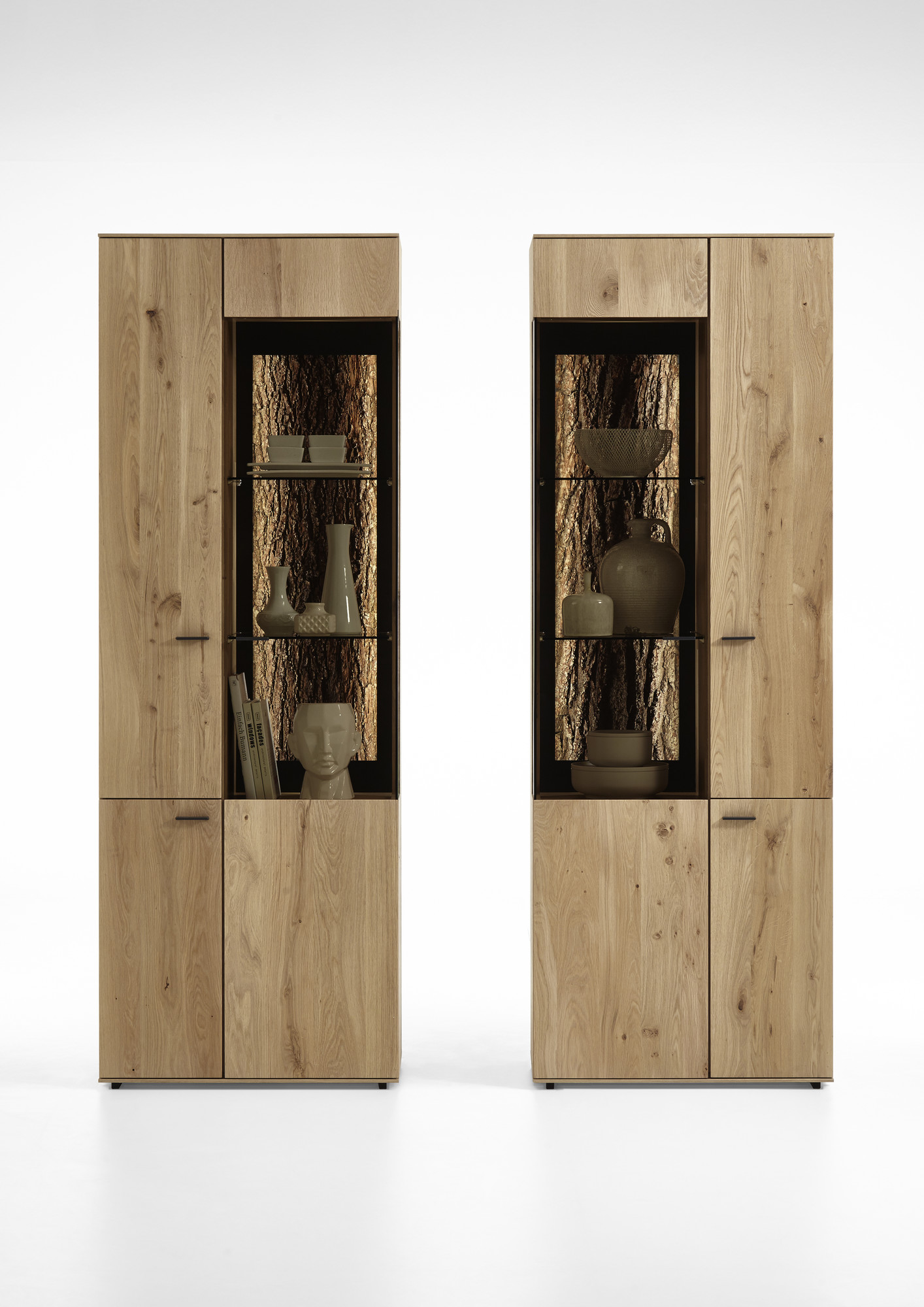 HARTMANN RUNA display case