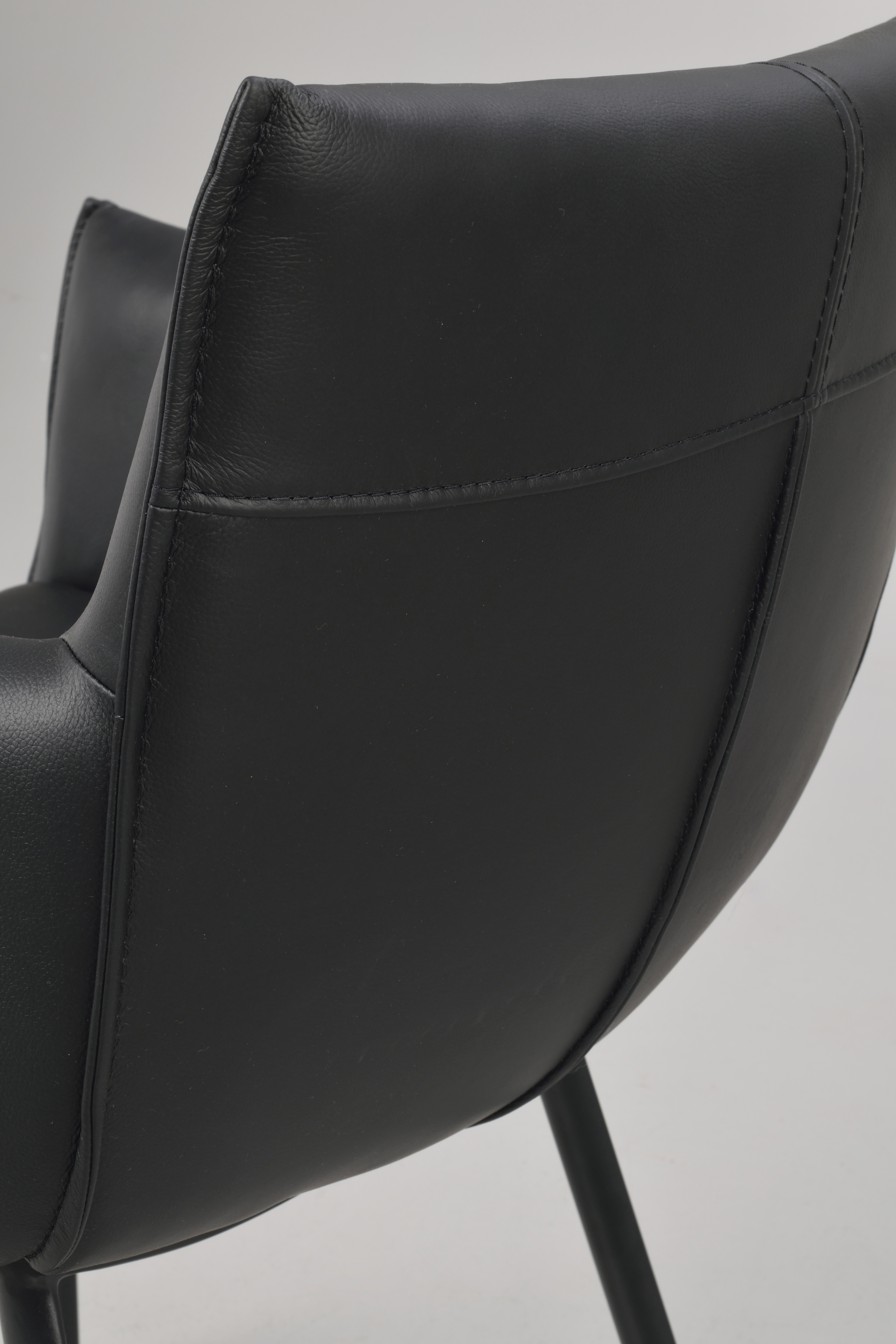 ROWICO HINCKLEY chair