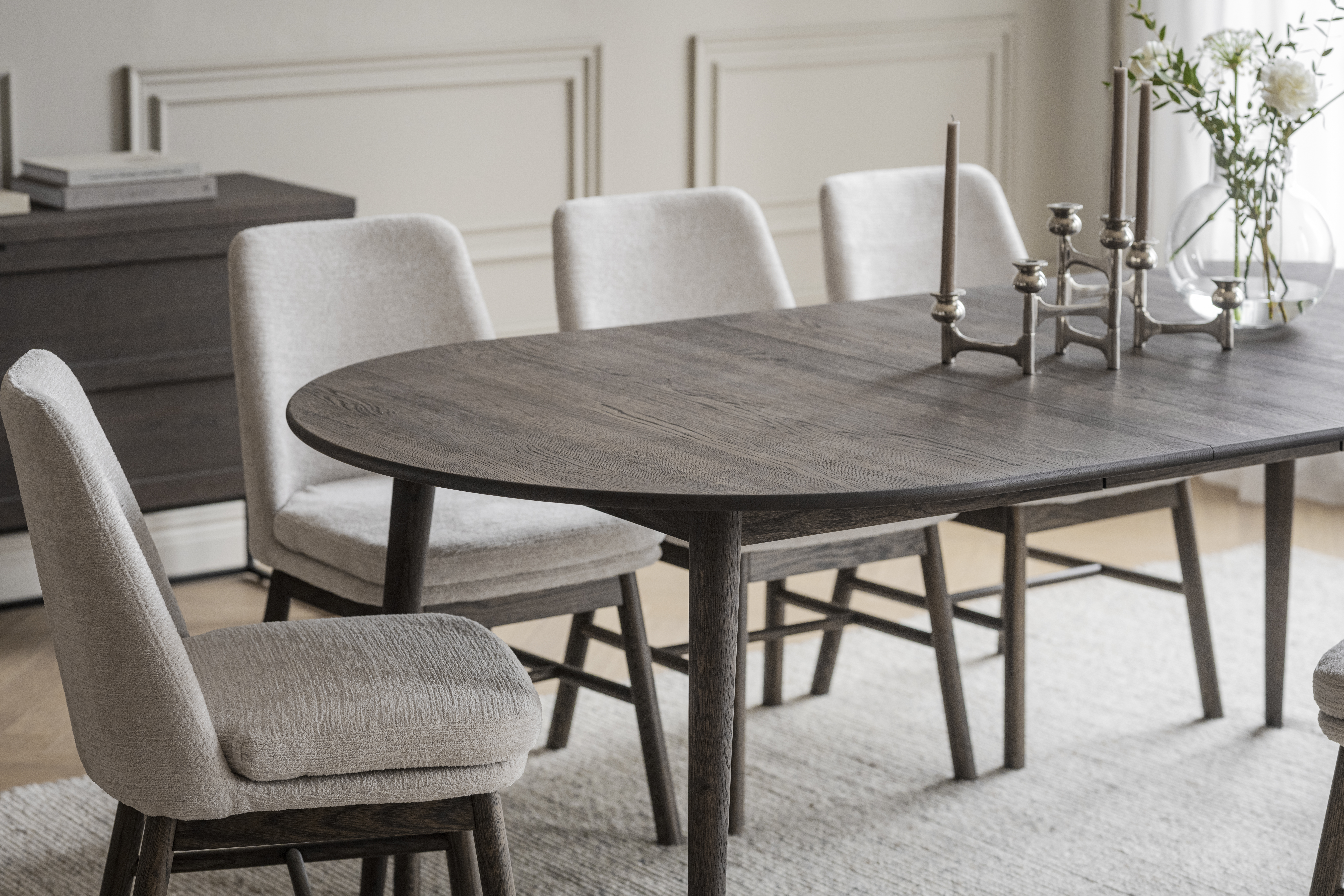 Rowico dining table TYLER