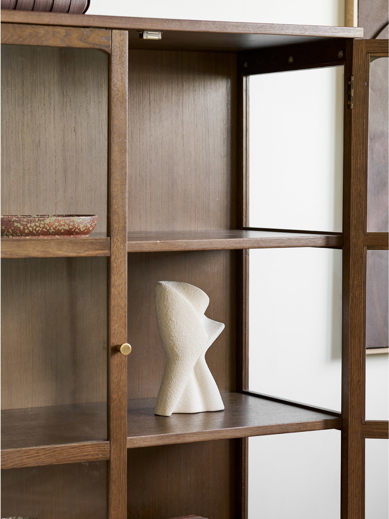 Faee EKLUND display cabinet