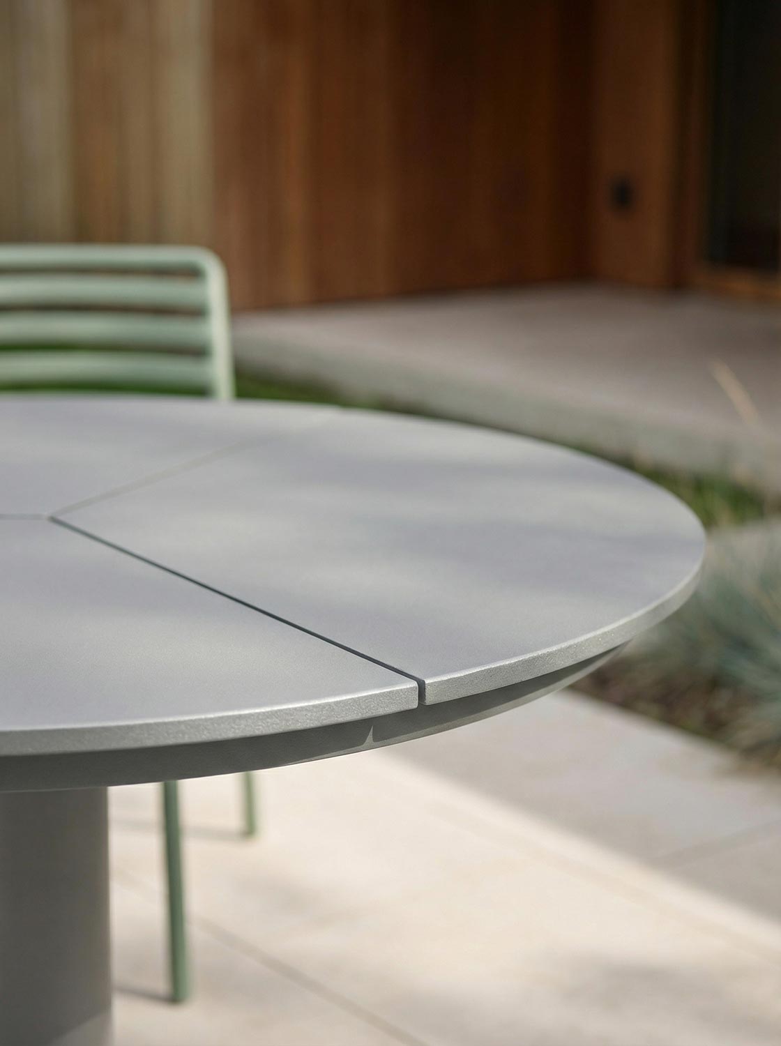 BRAFAB Gartentisch PEACE