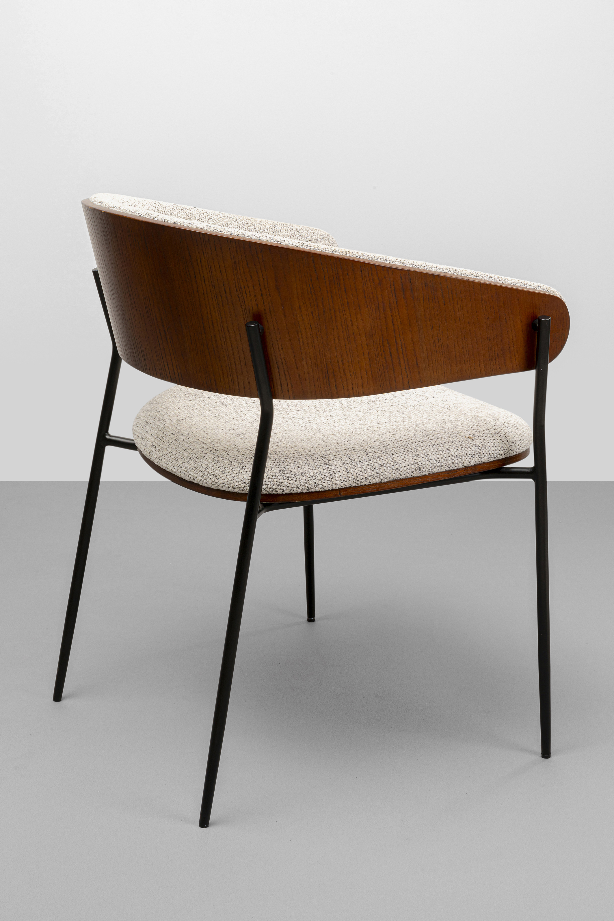 KARE chair CINDY