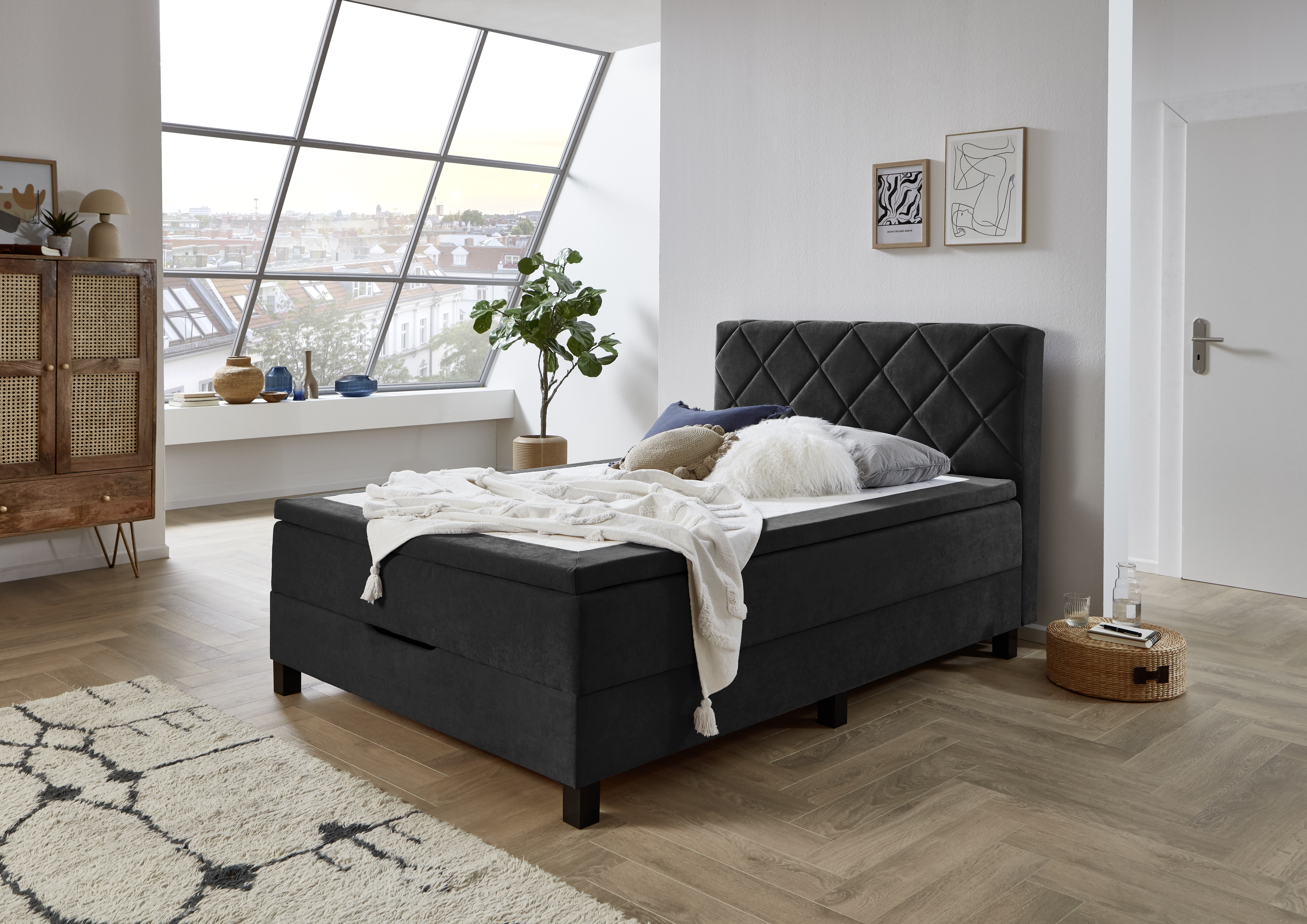 SUN GARDEN Lit Boxspring JEFF