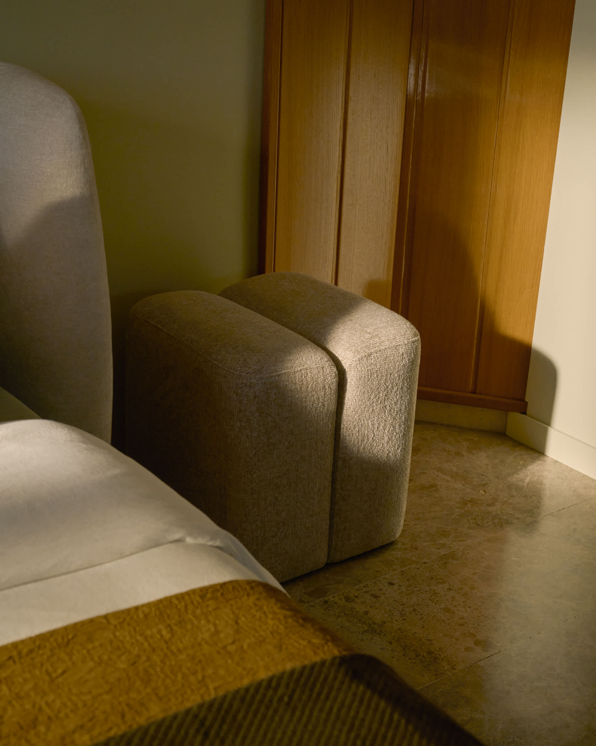 KAVE HOME Hocker NEDILO
