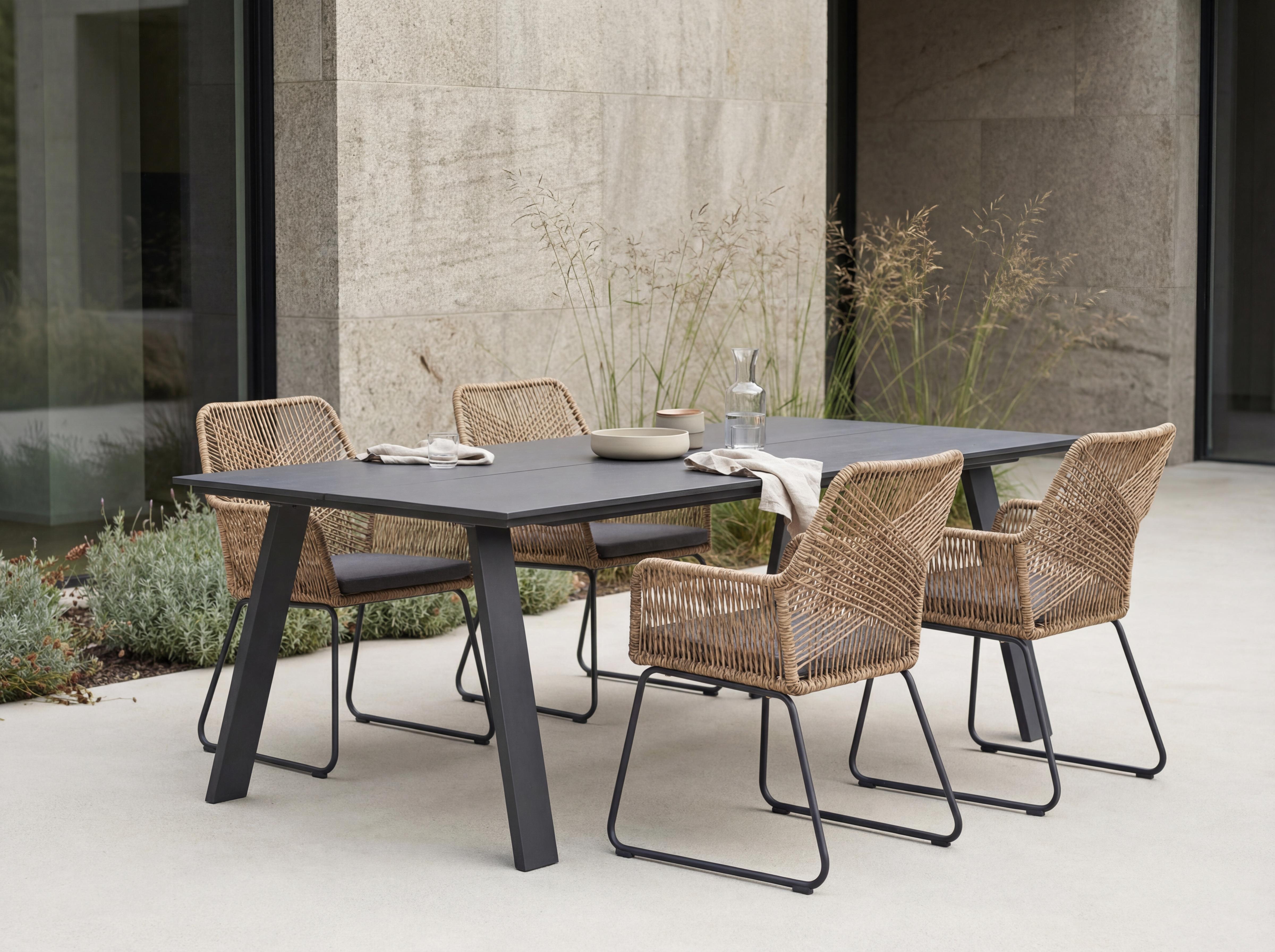 FAEE Gartentisch TUNO