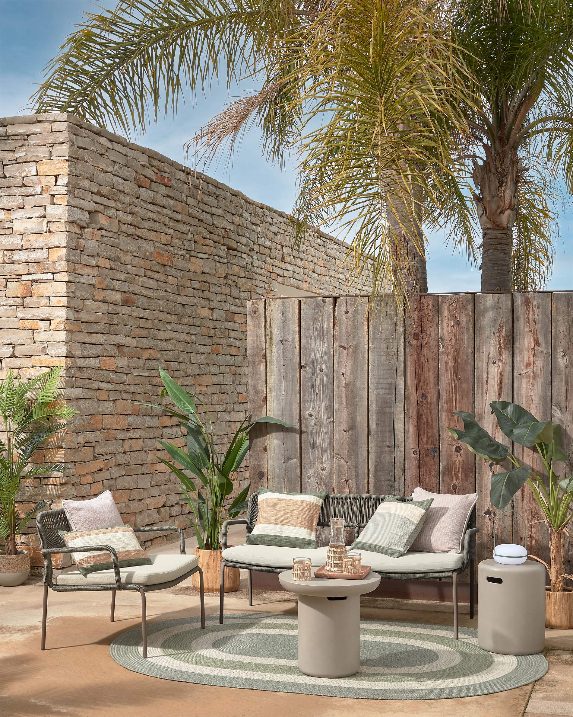 KAVE HOME Beistelltisch Outdoor TAIMI KAVE HOME Gartenbeistelltisch TAIMI