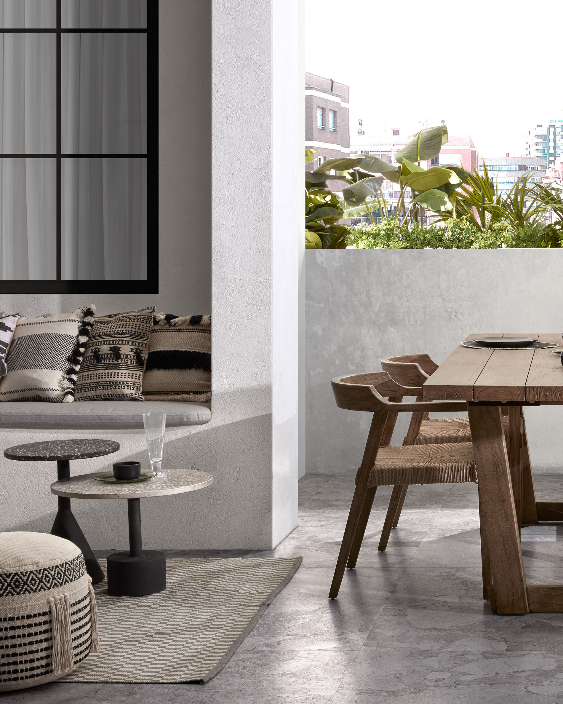 KAVE HOME Table d'appoint DELANO