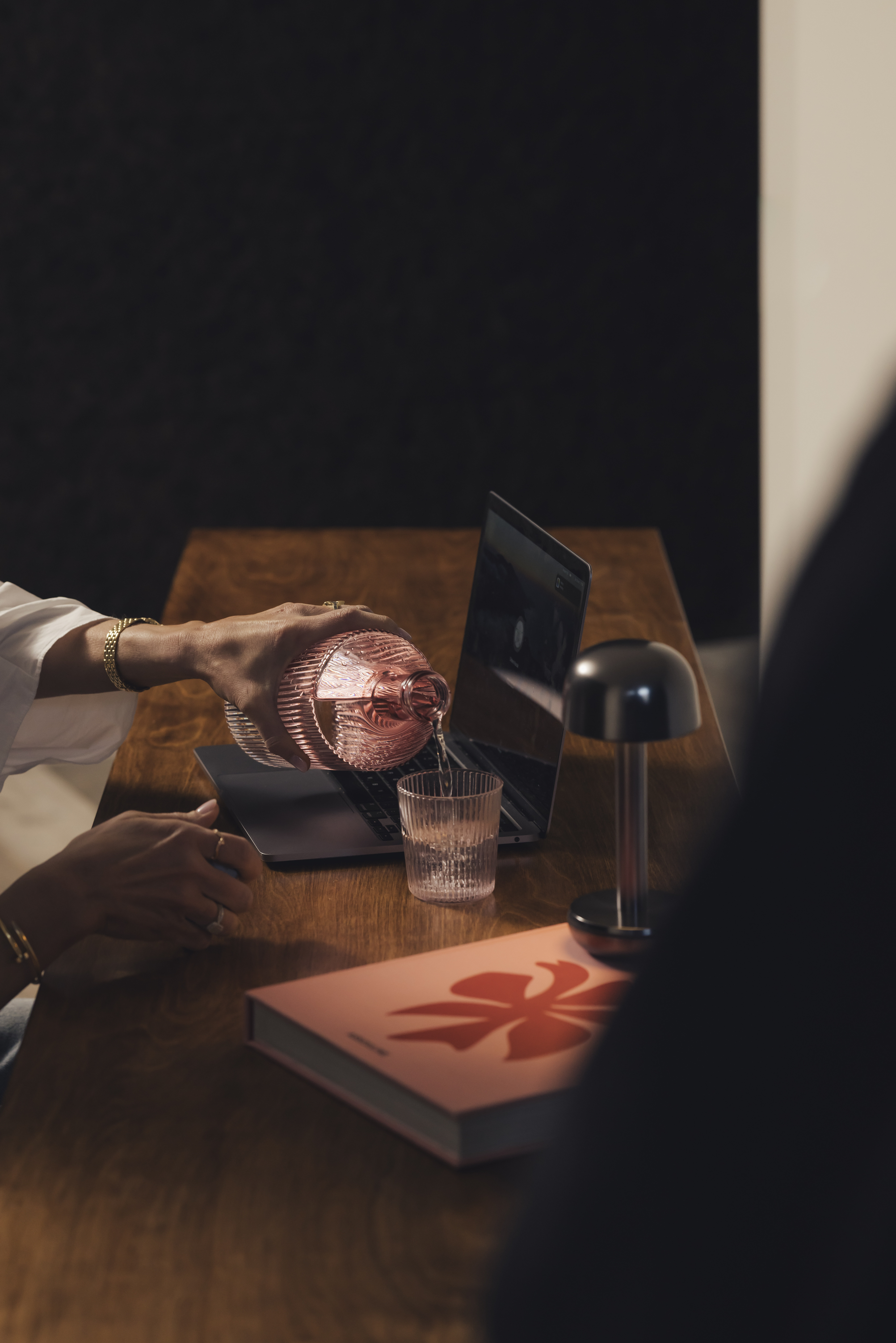 PAVEAU water glass