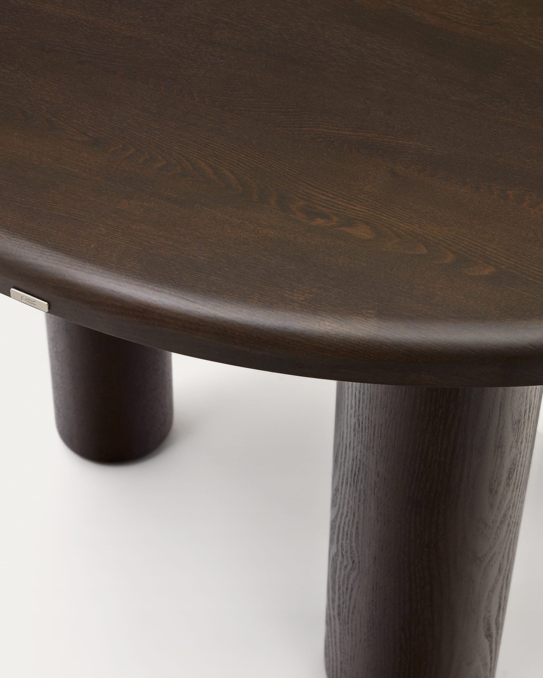 KAVE HOME MAILEN dining table KAVE HOME dining table MAILEN