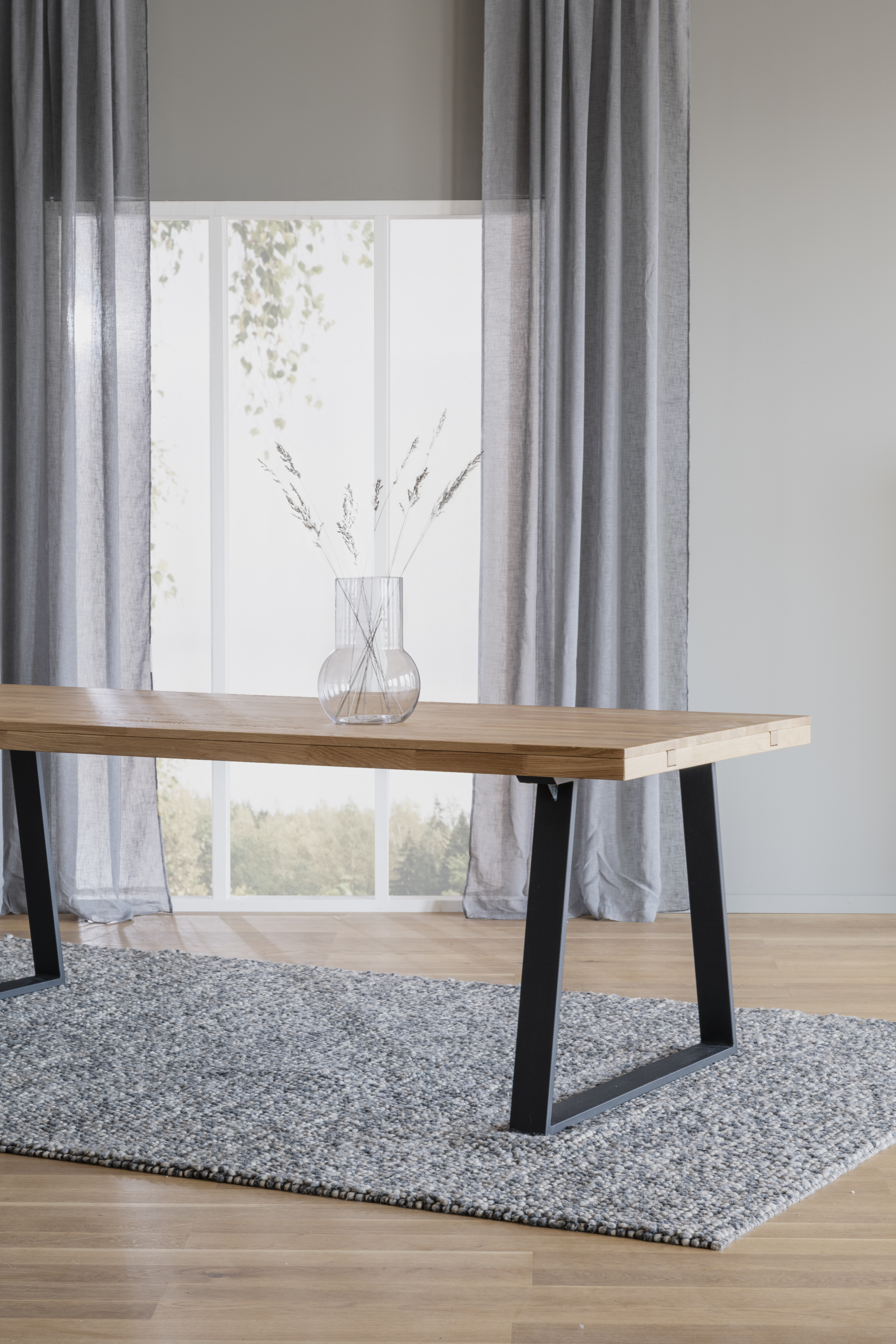 Rowico dining table BROOKLYN