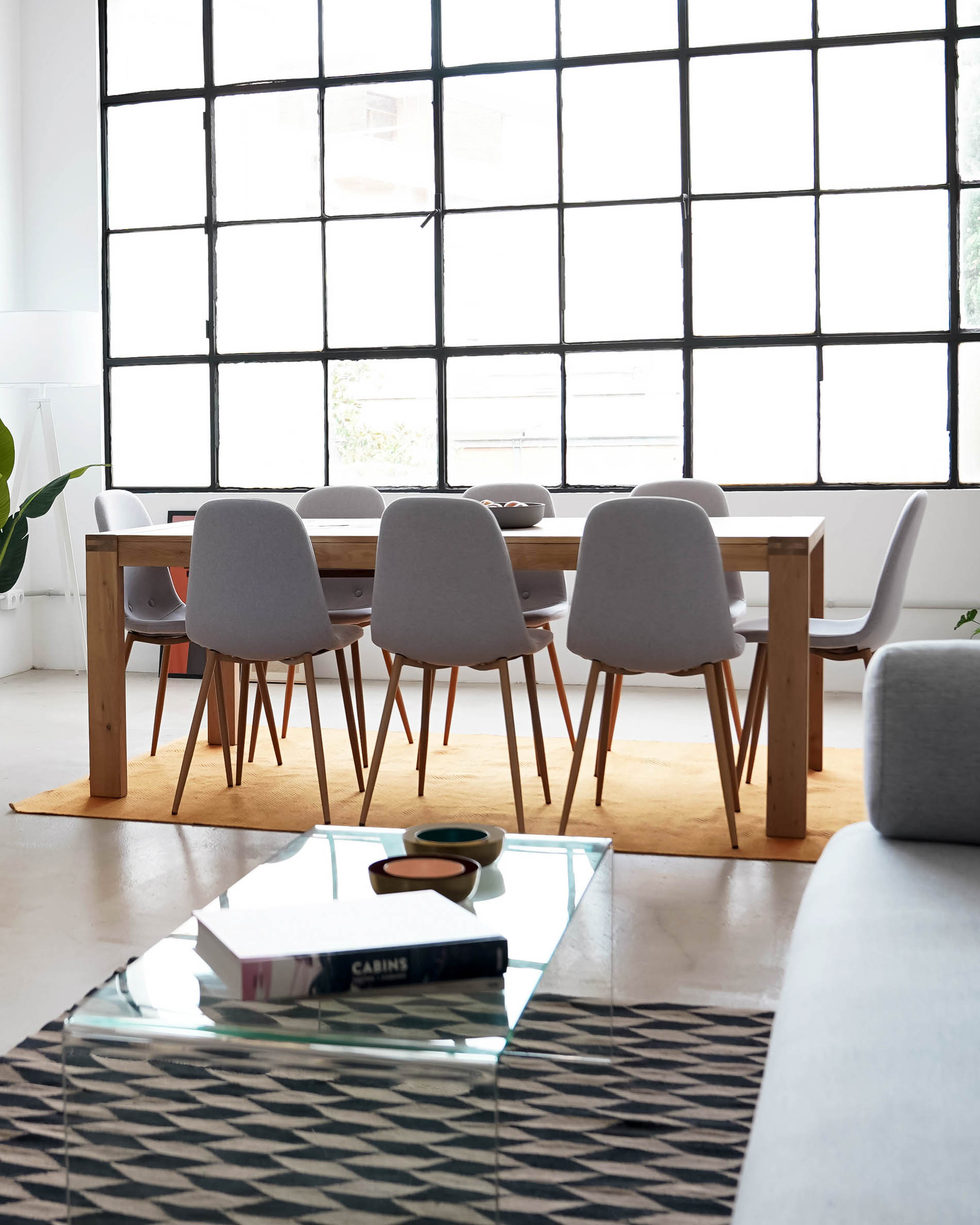 KAVE HOME BRIVA dining table