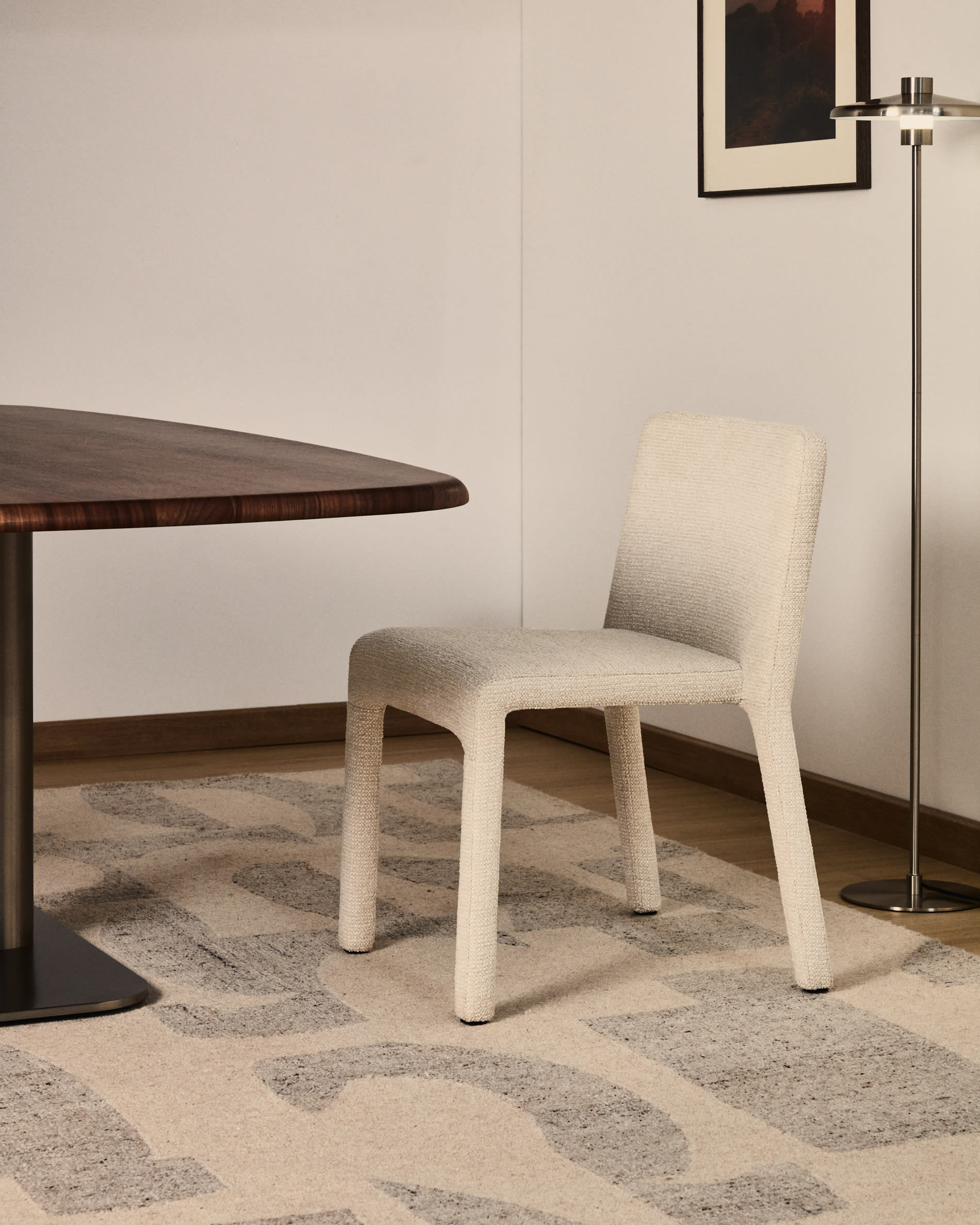 KAVE HOME LORIA chair