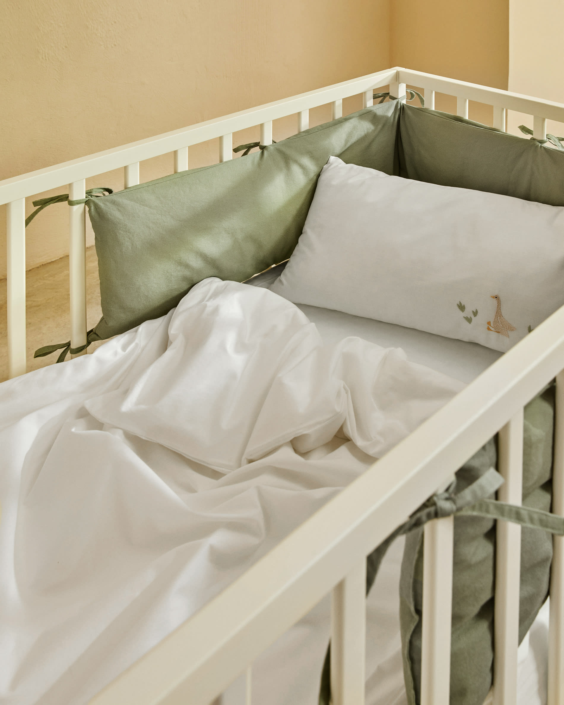 KAVE HOME SHANTAL cot