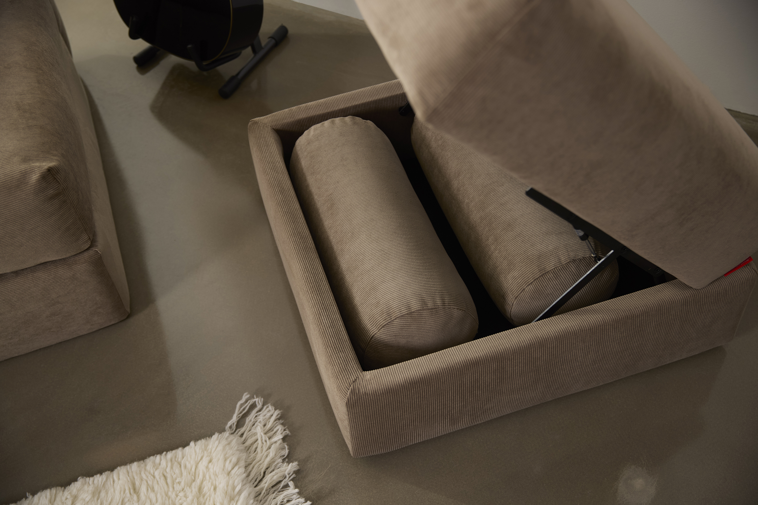INNOVATION LIVING Hocker CORNILA INNOVATION LIVING Hocker CORNILA
