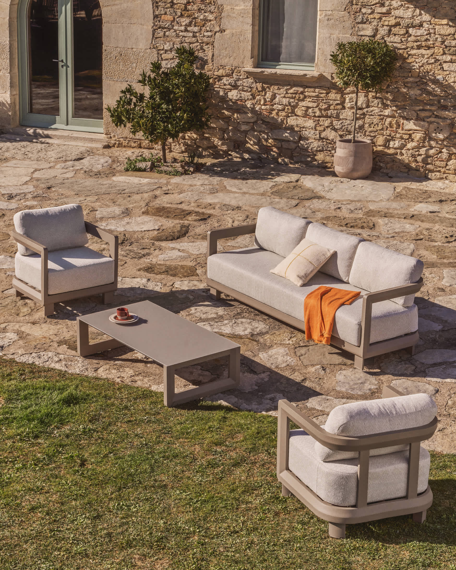 KAVE HOME garden armchair NERANO