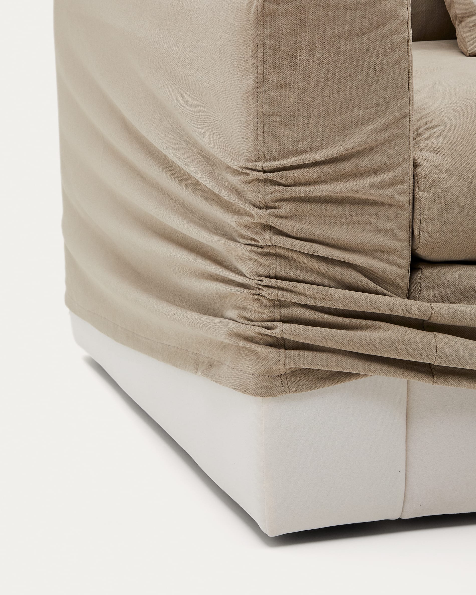 KAVE HOME Sofa NORA