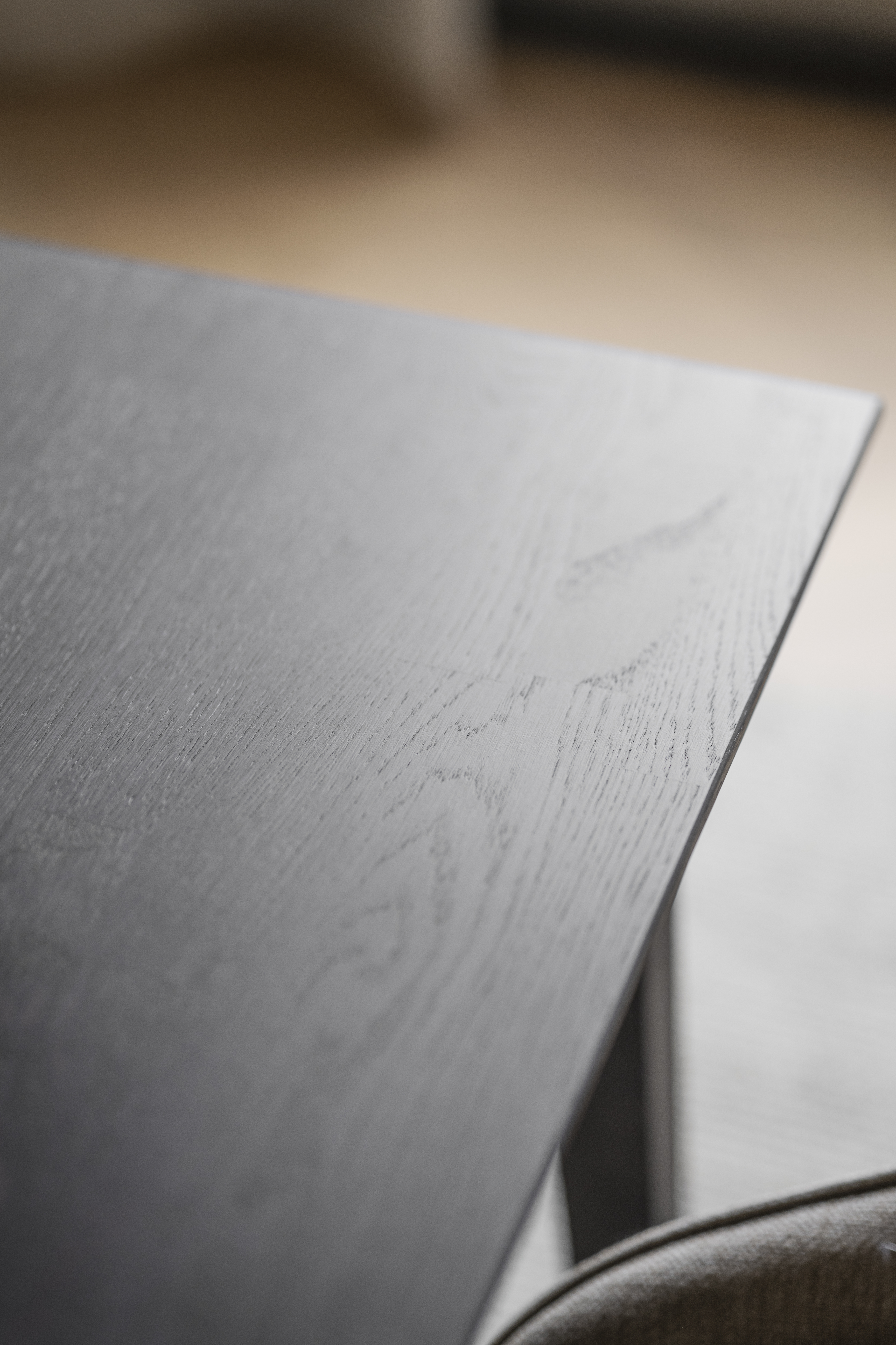 Rowico dining table FILIPPA