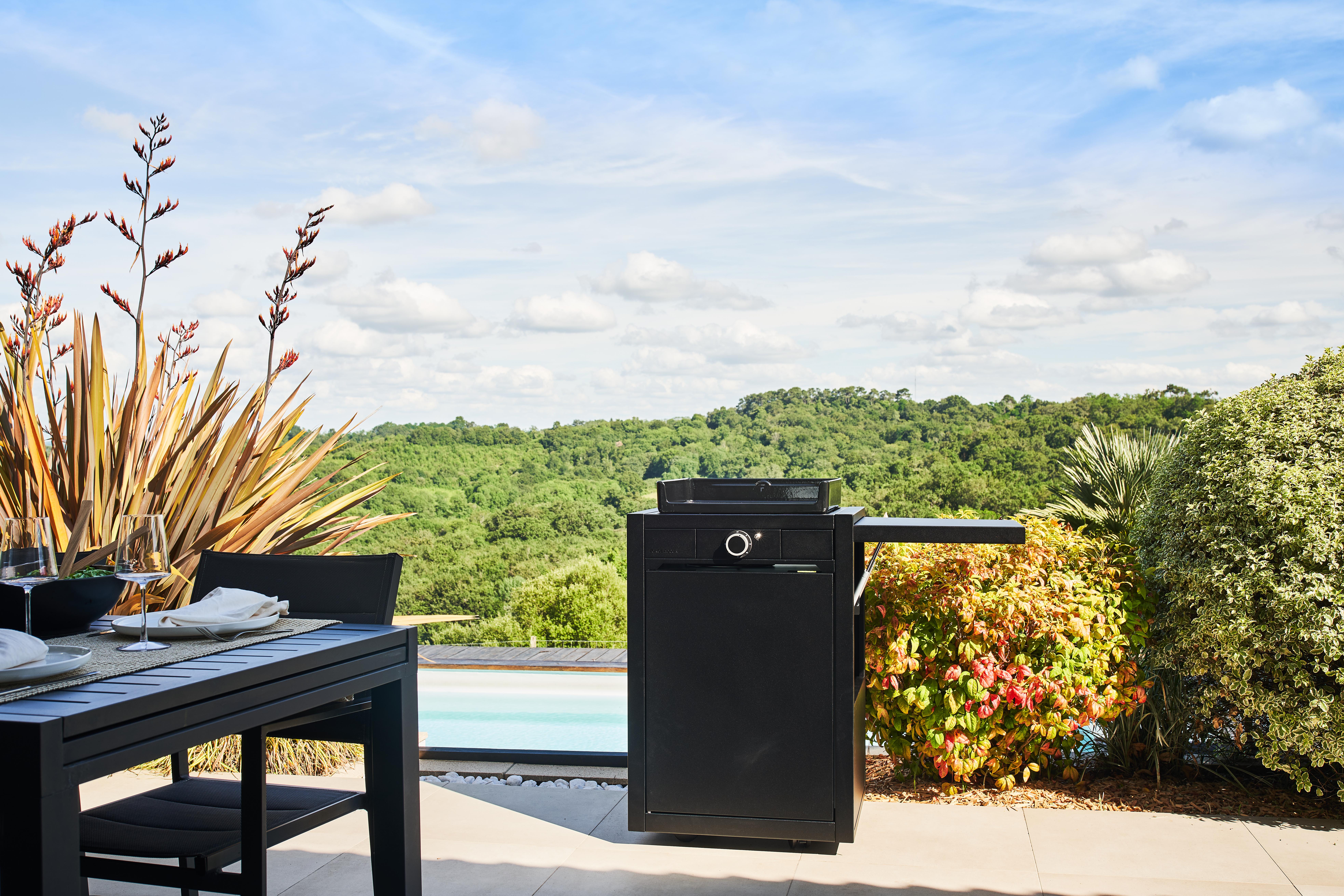 Forge Adour plancha and trolley Modern electric set 45 FORGE ADOUR Plancha and trolley Modern electric set 45