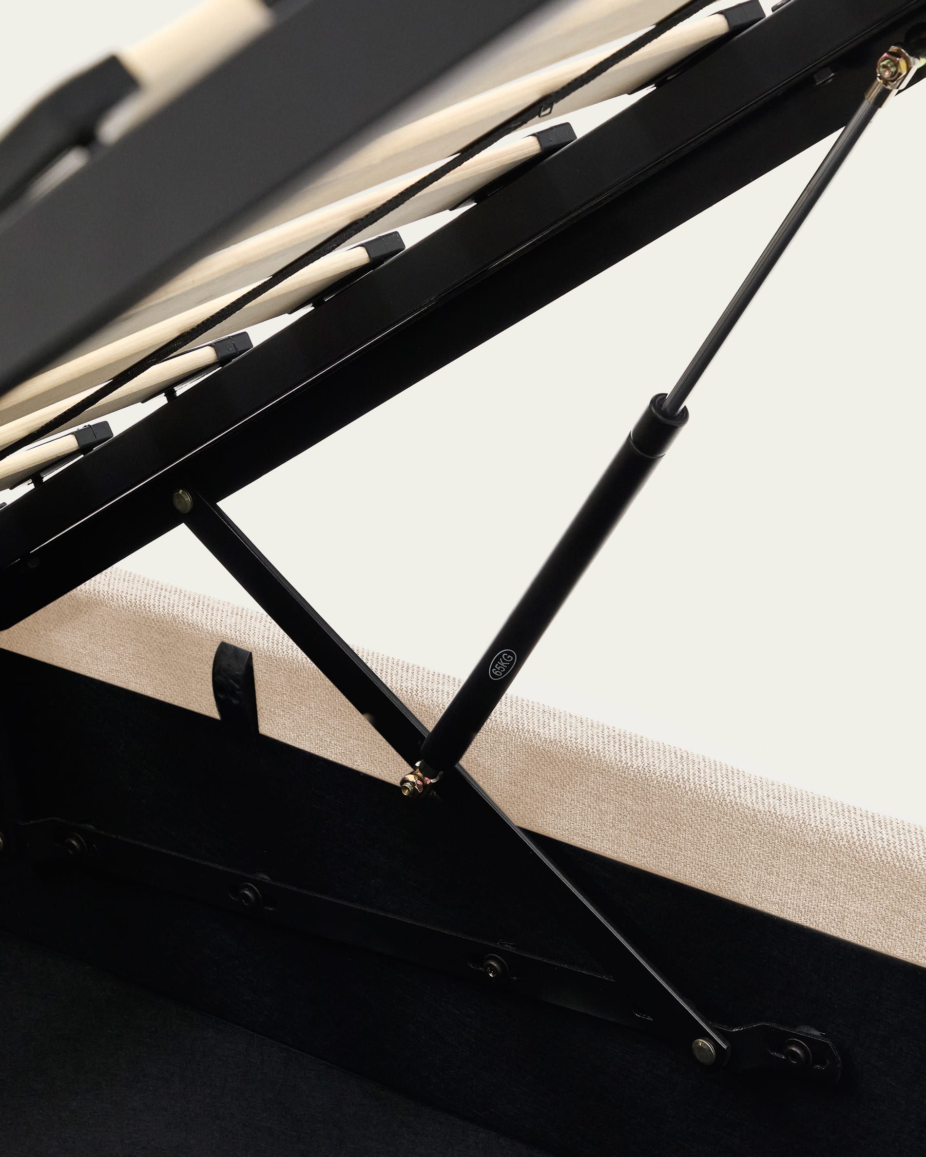 KAVE HOME Bett NAHIRI