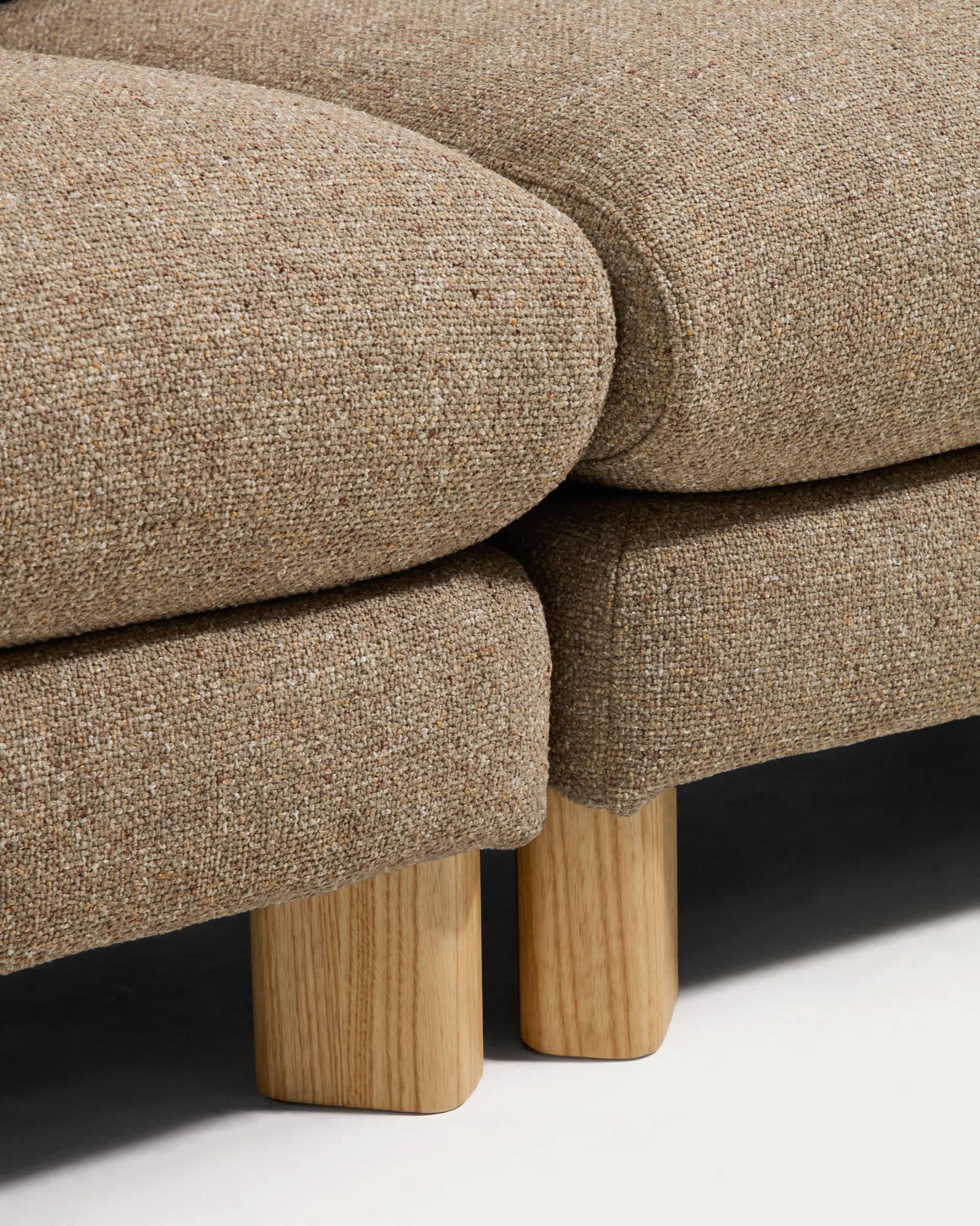KAVE HOME Sofa VERA